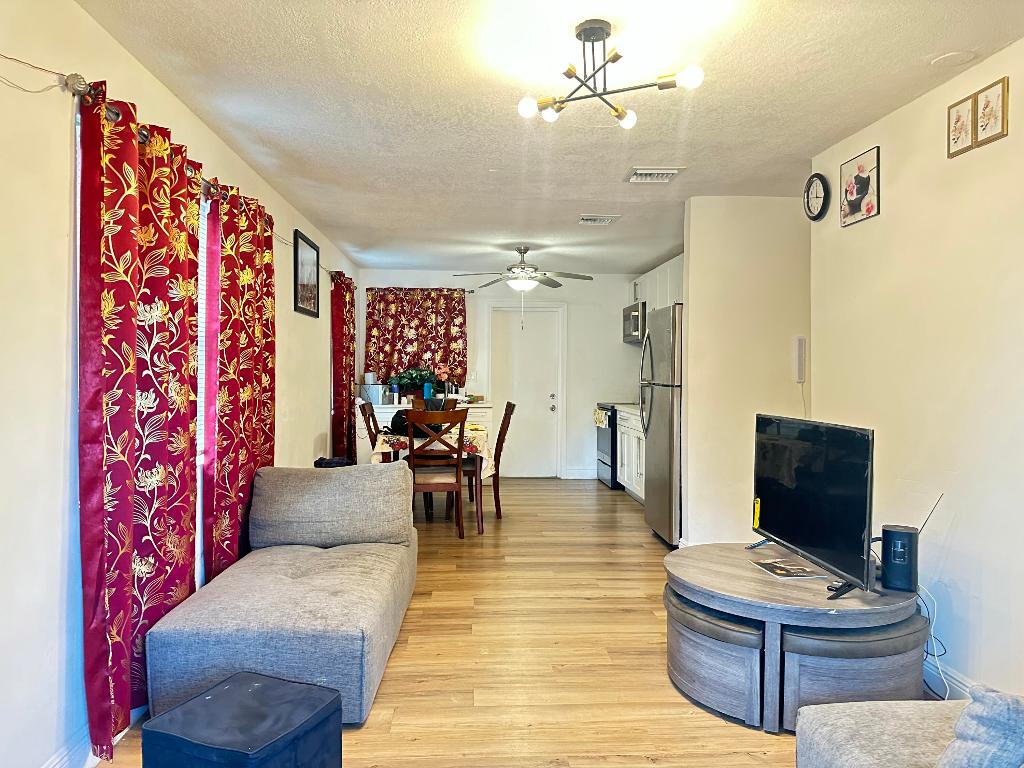 NORTH PALM BCH 4 - Residential