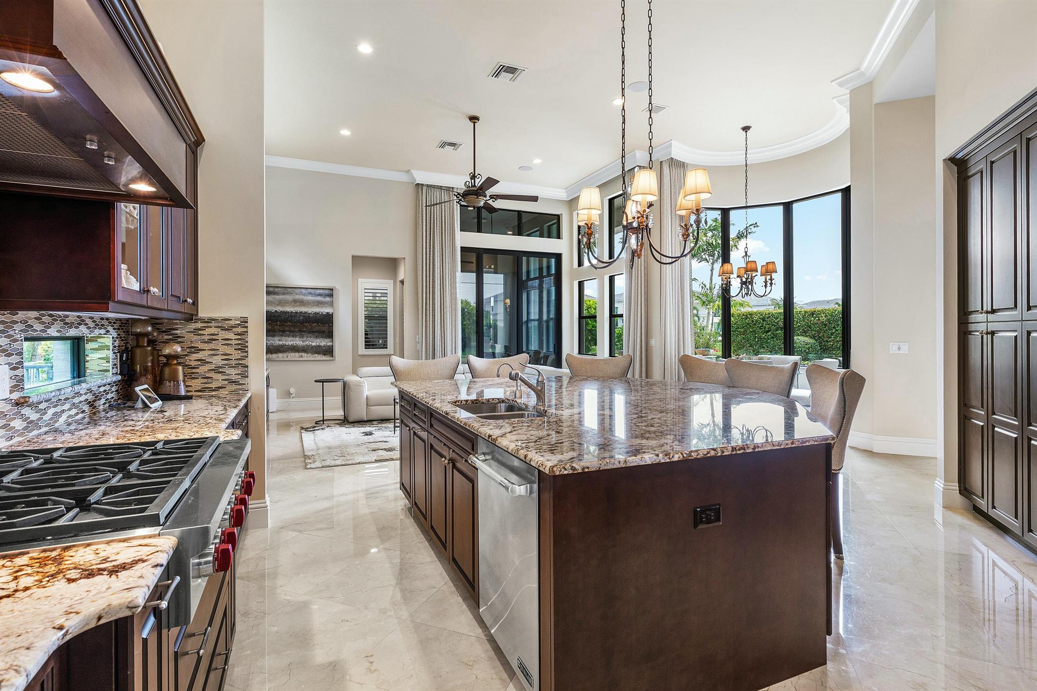 ROYAL PALM POLO - Residential