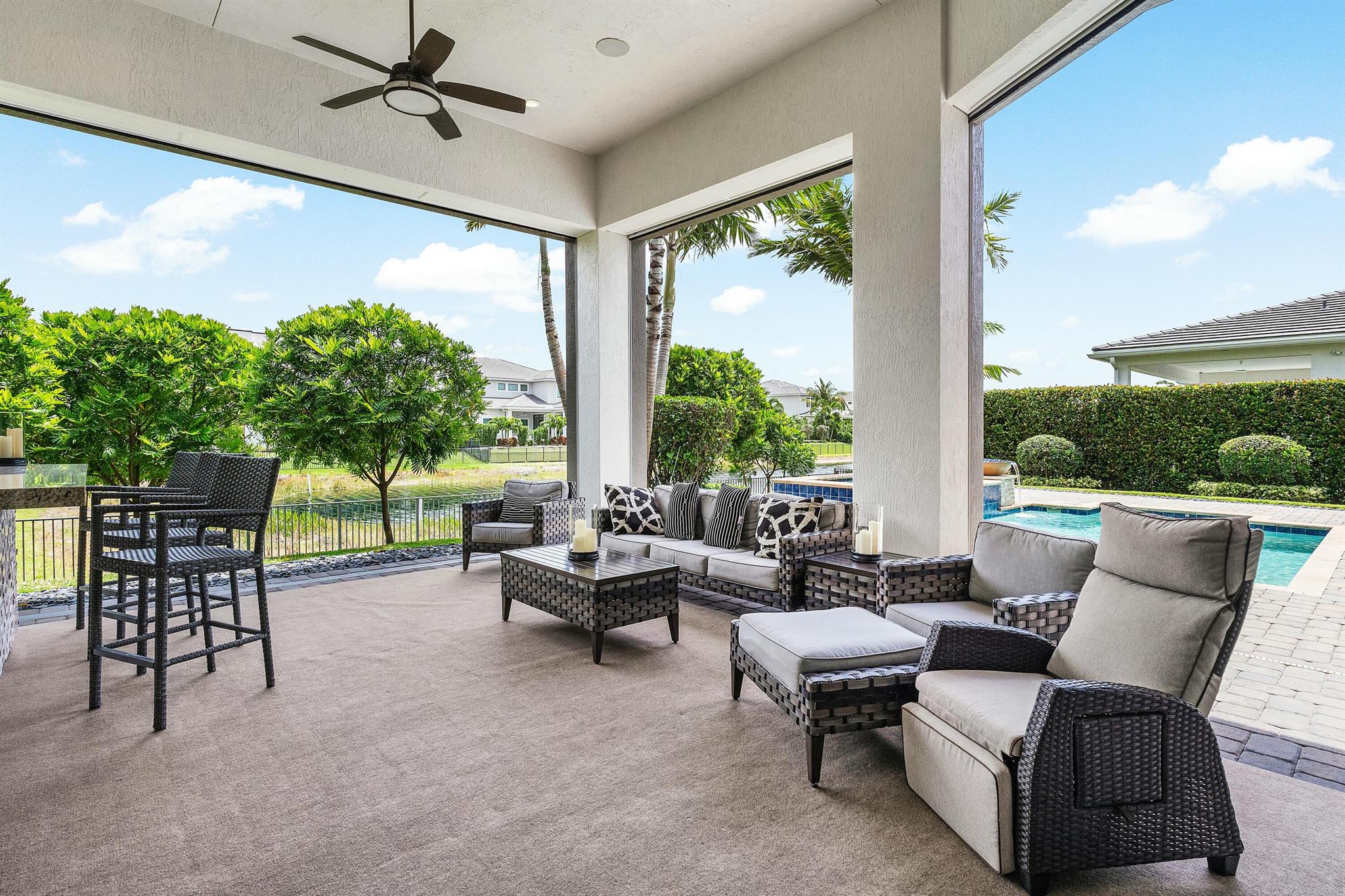 ROYAL PALM POLO - Residential