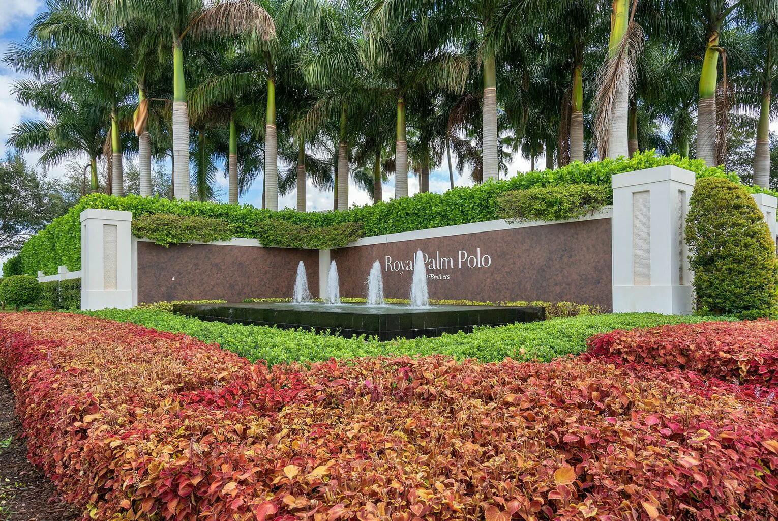 ROYAL PALM POLO - Residential