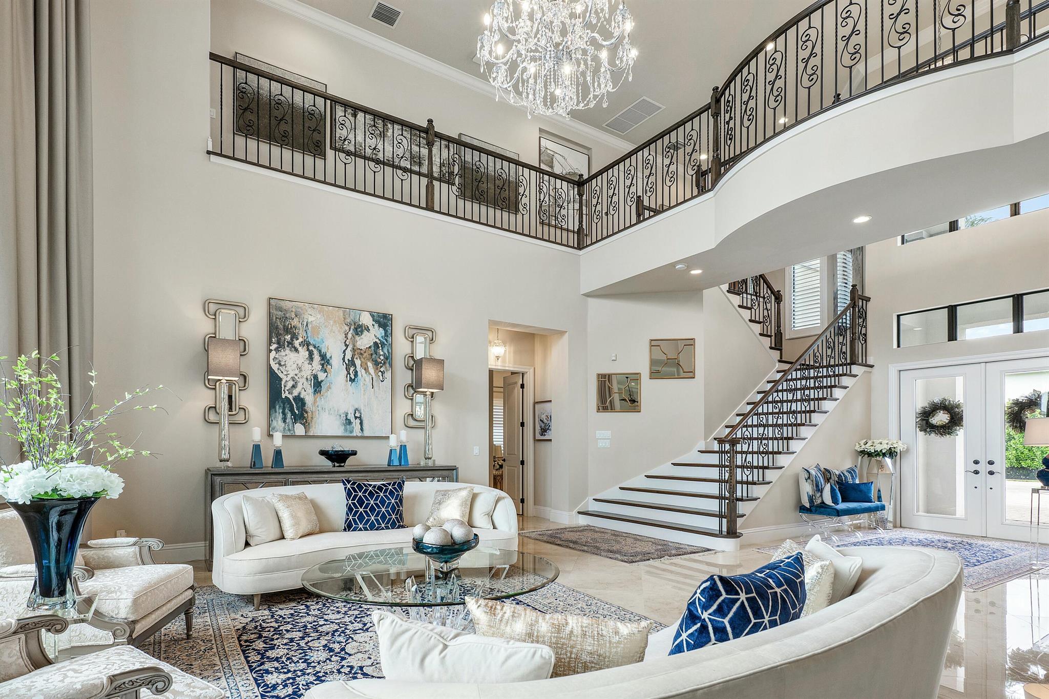 ROYAL PALM POLO - Residential