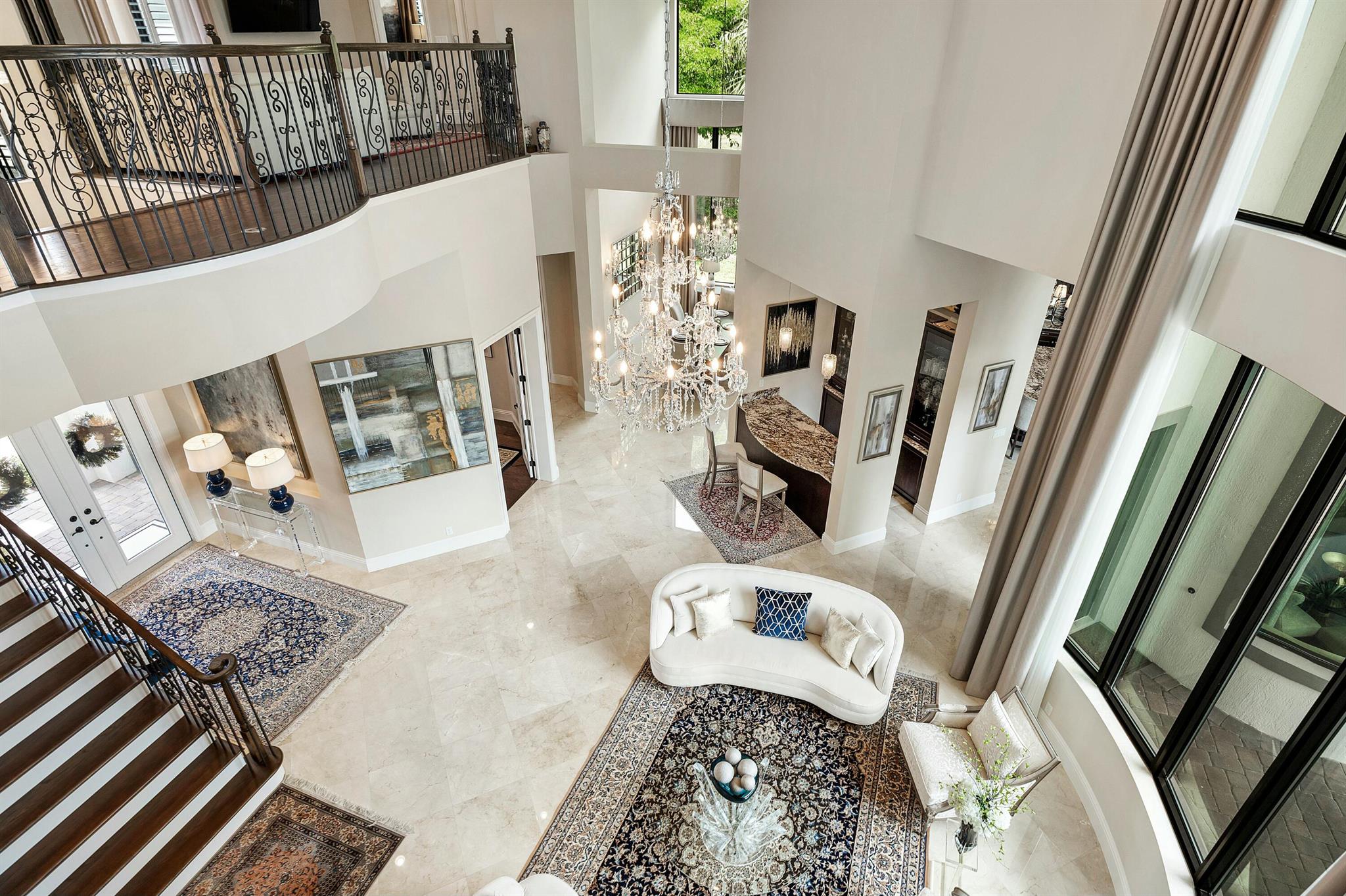 ROYAL PALM POLO - Residential