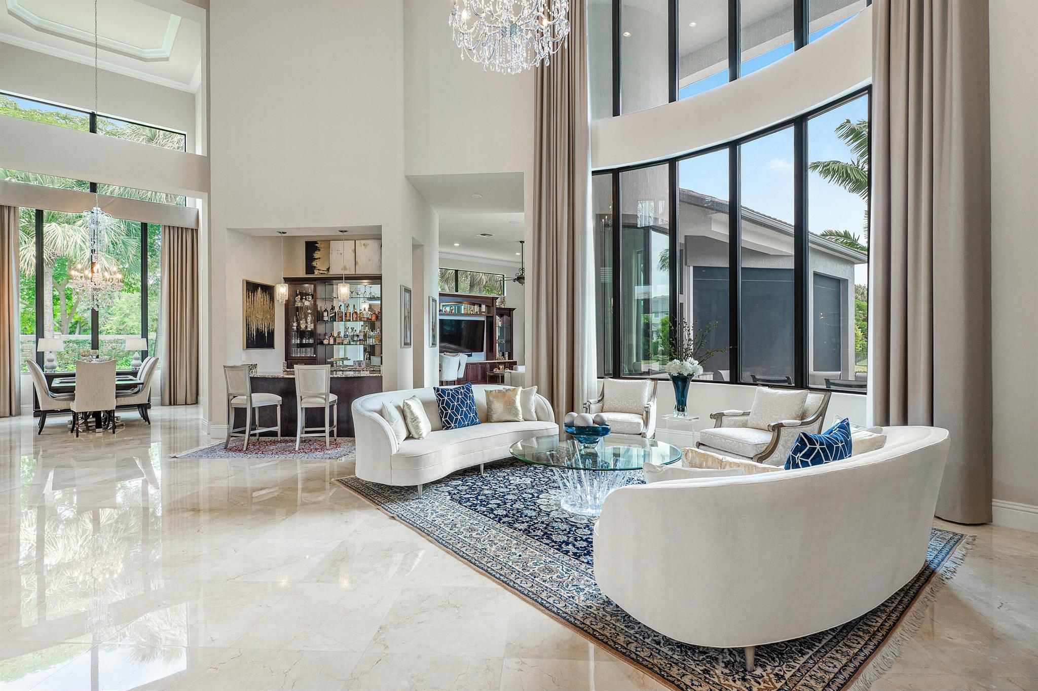ROYAL PALM POLO - Residential