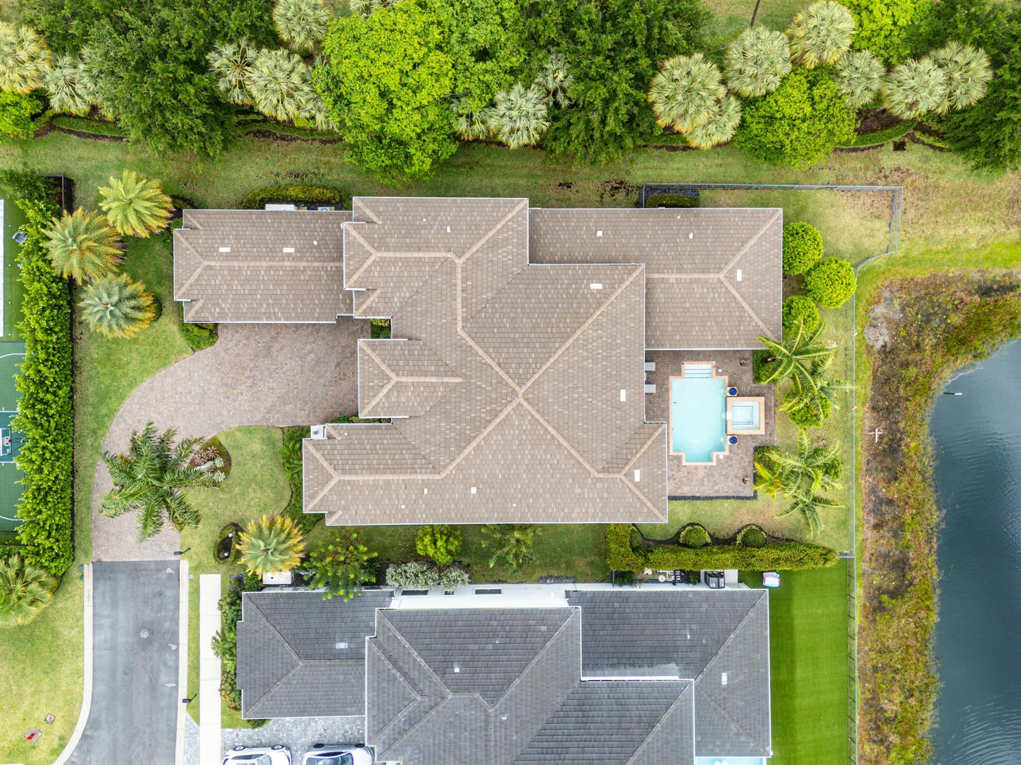 ROYAL PALM POLO - Residential