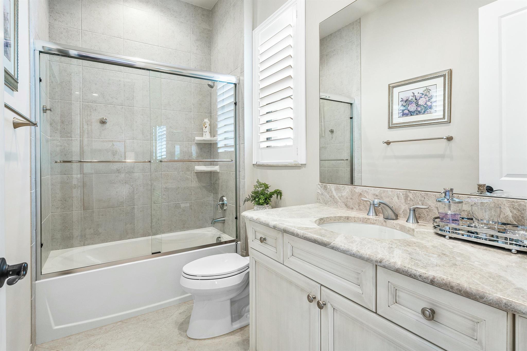 ROYAL PALM POLO - Residential