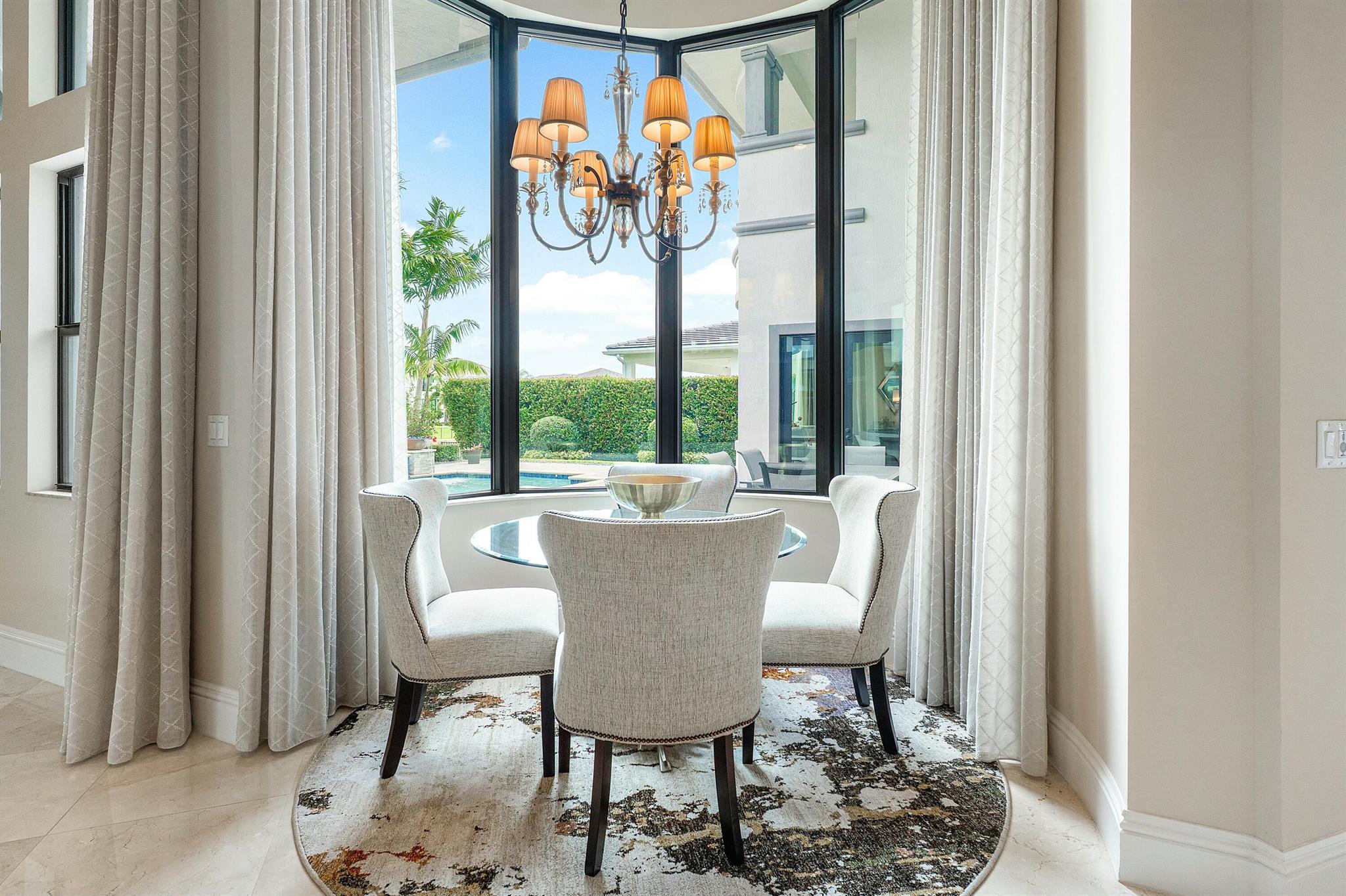 ROYAL PALM POLO - Residential