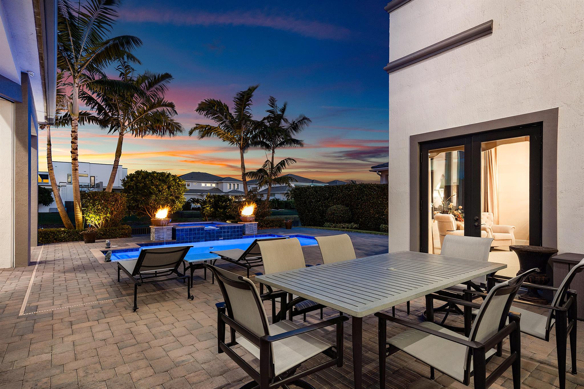 ROYAL PALM POLO - Residential