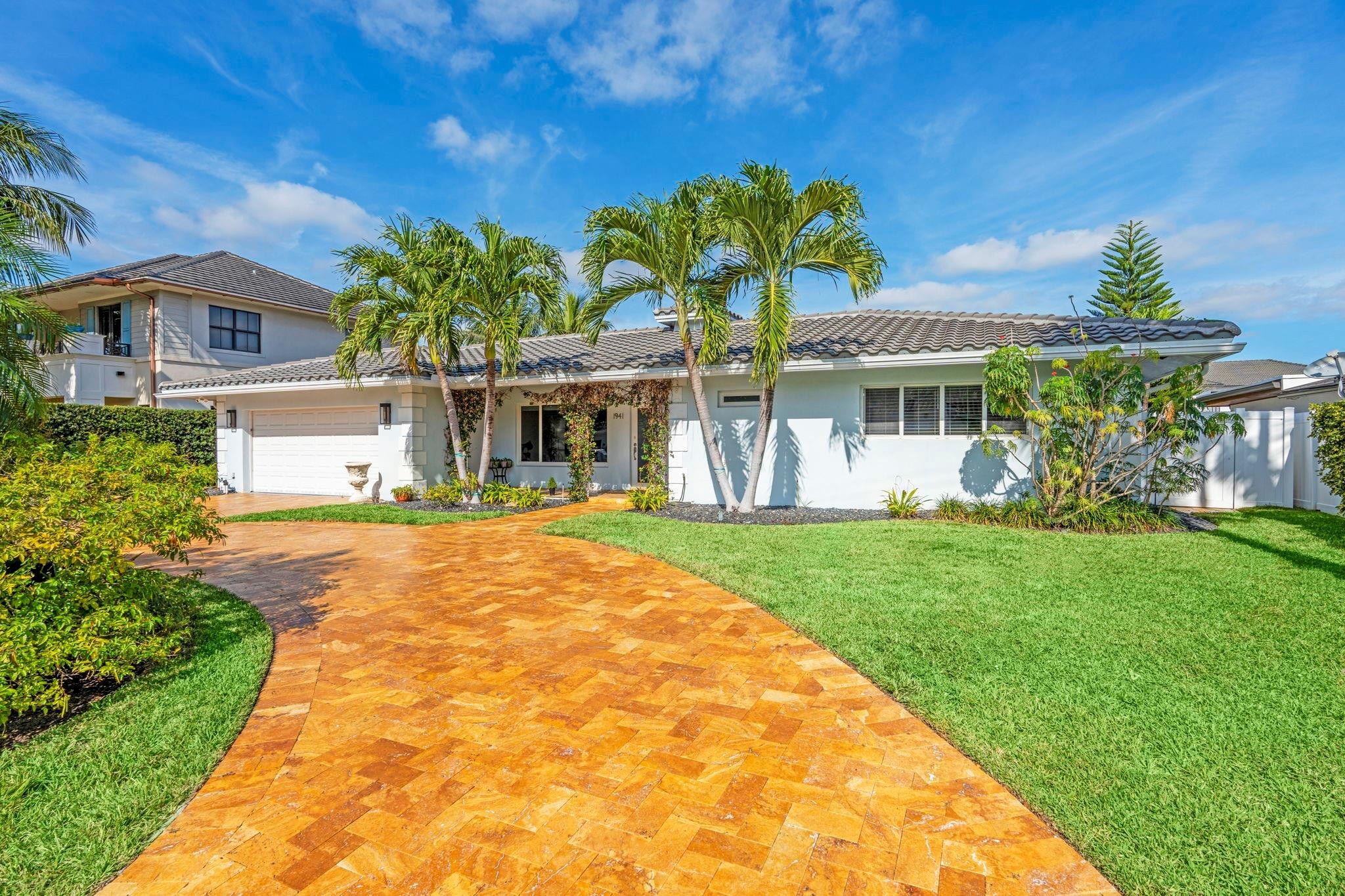 1941 Coral Reef Drive