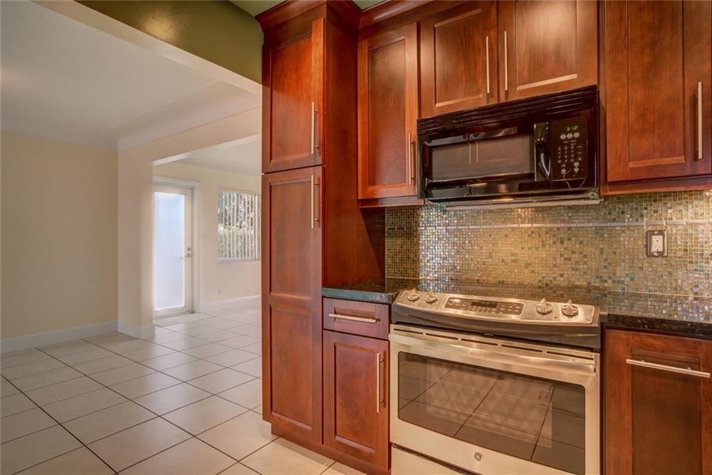 North Andrews Gardens 30- - Residential