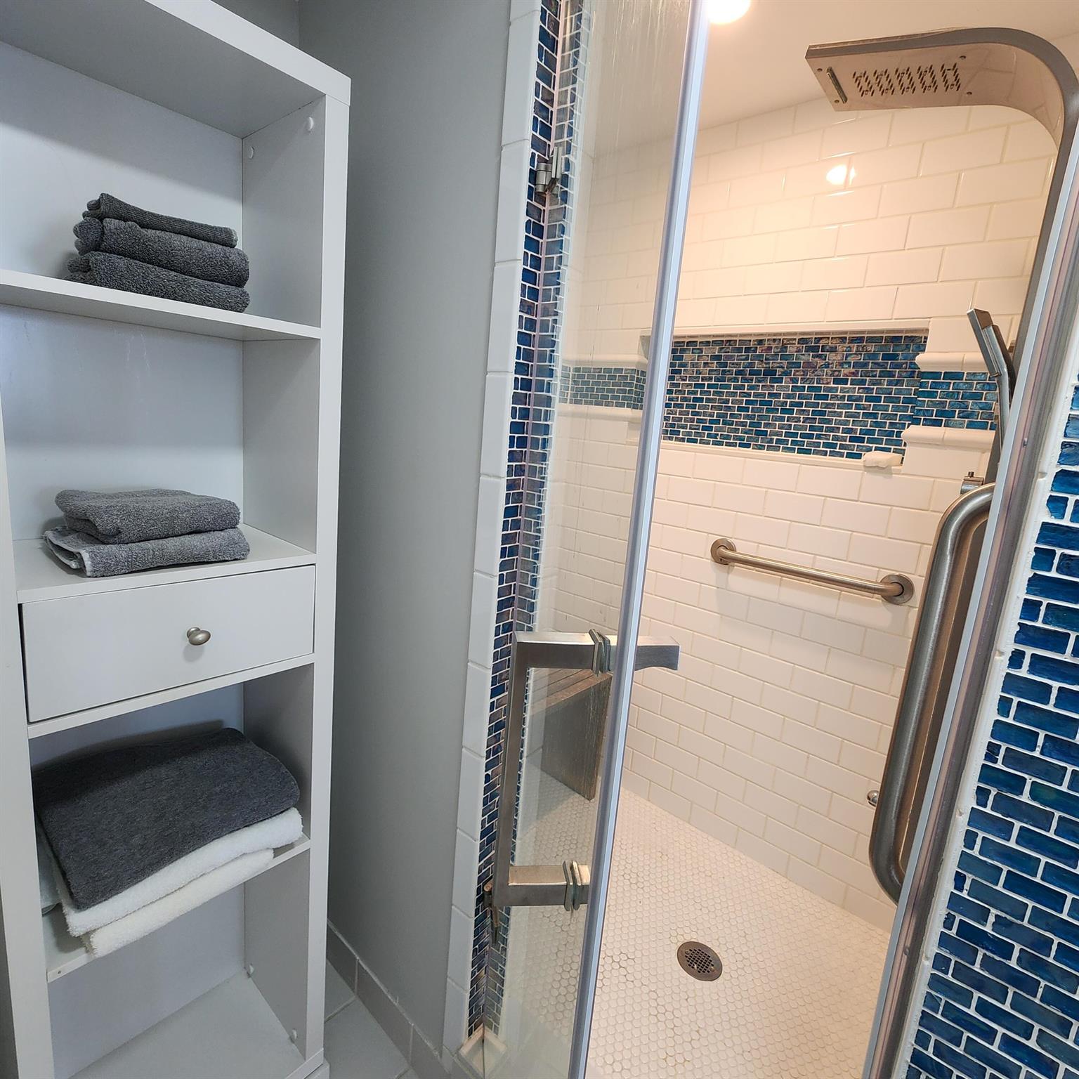 OCEAN HARBOUR CONDOMINIUM - Residential