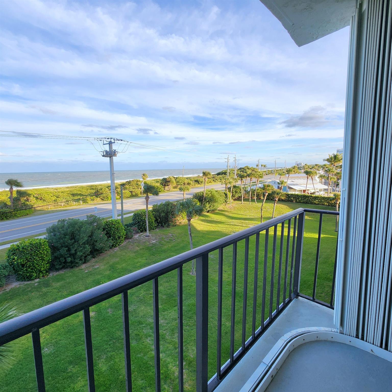 OCEAN HARBOUR CONDOMINIUM - Residential