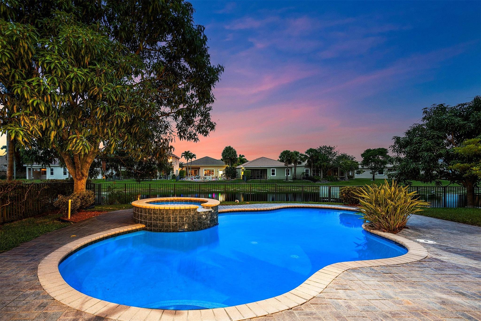 Heron Bay East 169-105 B - Residential