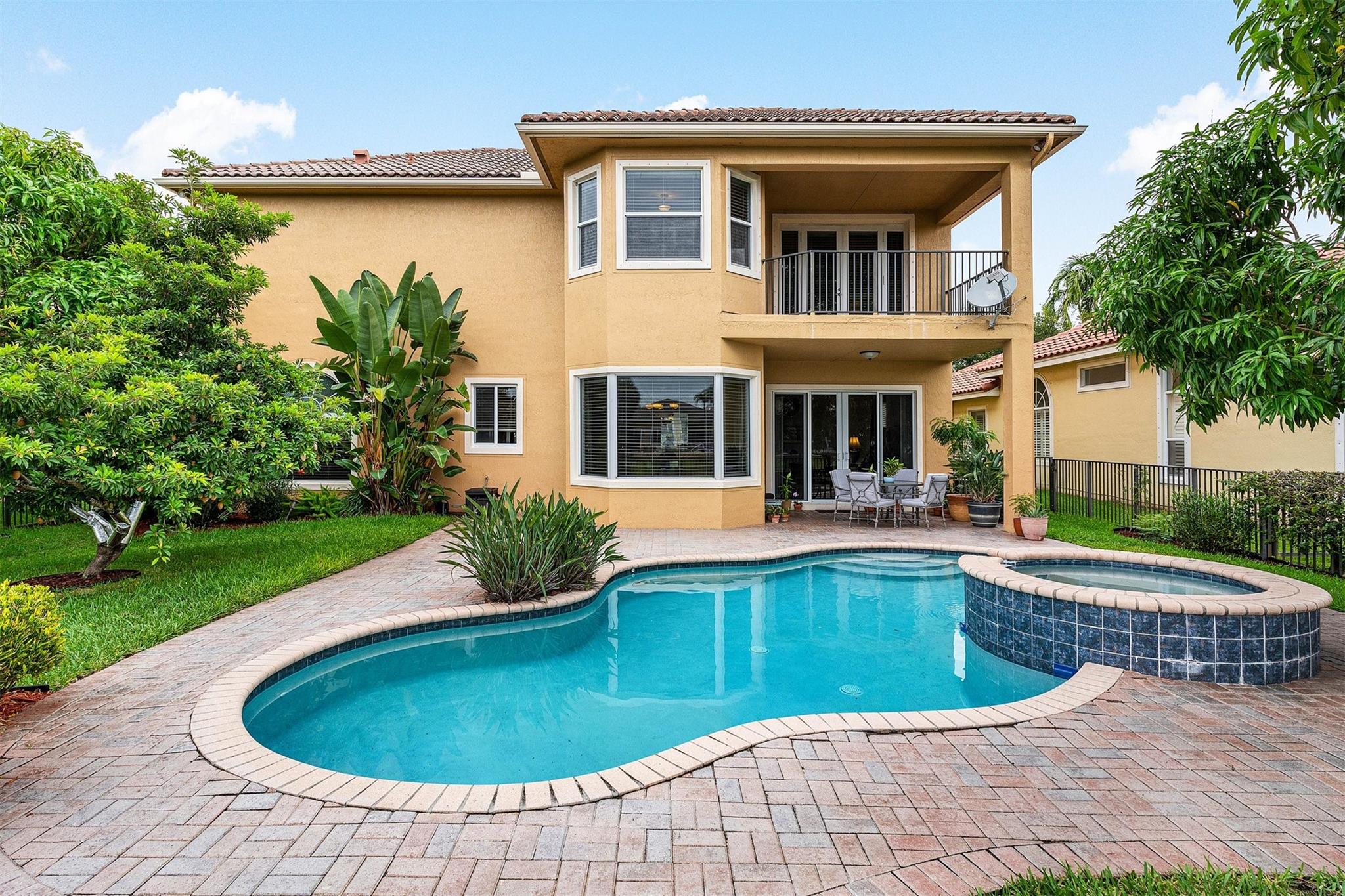 Heron Bay East 169-105 B - Residential