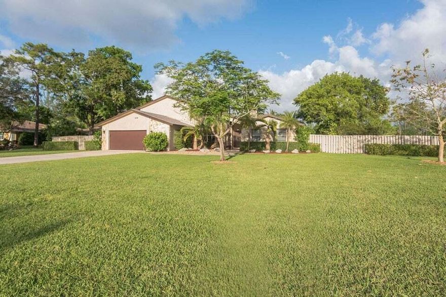 Nestled beautifully at the end of a culdesac in a gorgeous secluded community Tamarron in the heart of Logger's Run, you will find an expansive 3996 total sq ft 3284 living sq ft 4 bedroom 2.5 bathroom, 2 car garage, over 1 acre, awaiting your vision and touch. This home has a huge 2nd story master suite with a spacious master bath and walk-in closet, fireplace, hurricane shutters and a bonus/sun room leading out to a private pool and giant backyard and patio for entertaining. This loving home is a perfect opportunity for the right buyer to restore it back to its glory days. This is that right home. Looking forward to showing it to you!
(current listing photo for representation only, does not reflect current condition)