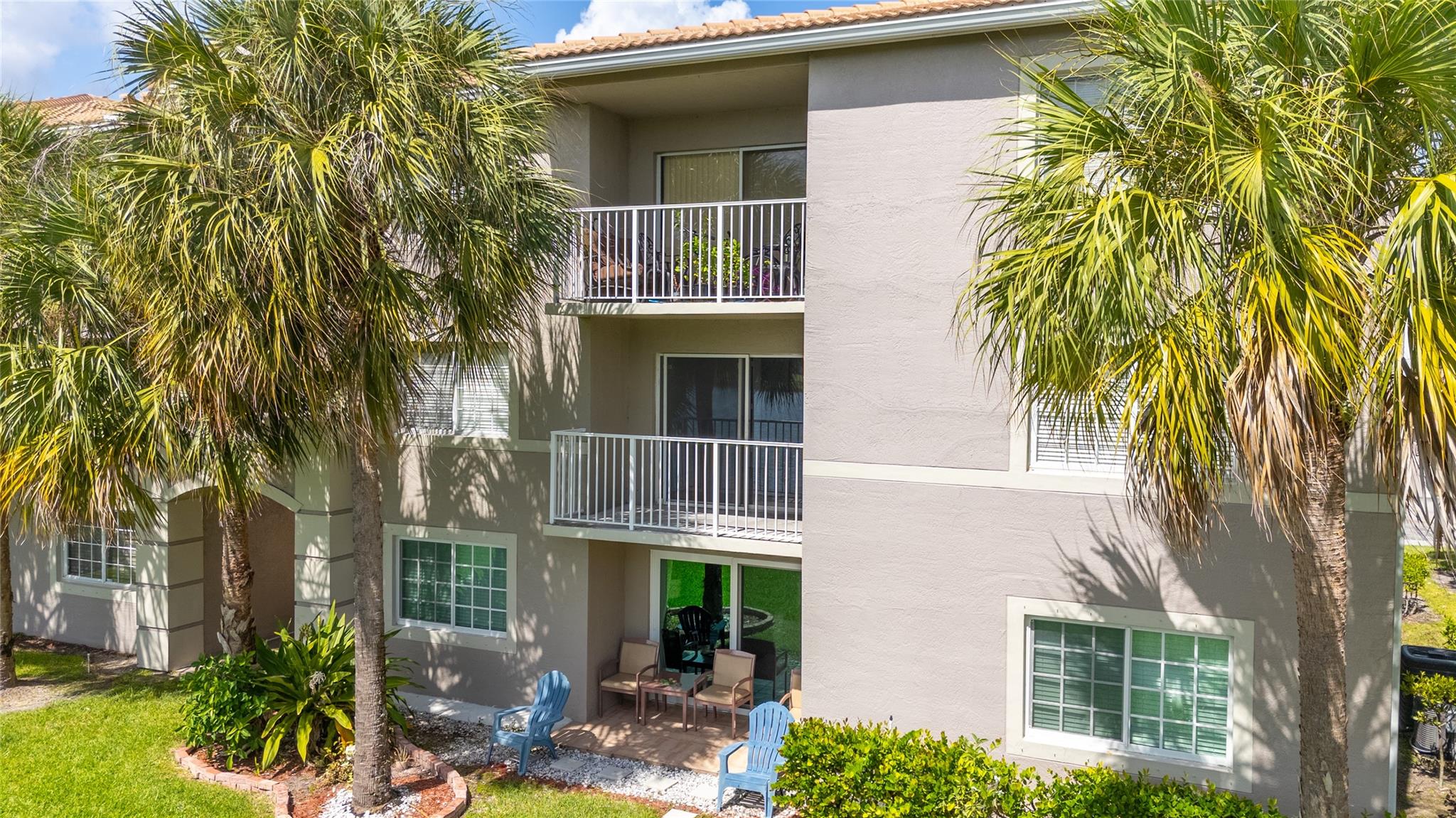 EVERGREEN LAKES - Residential