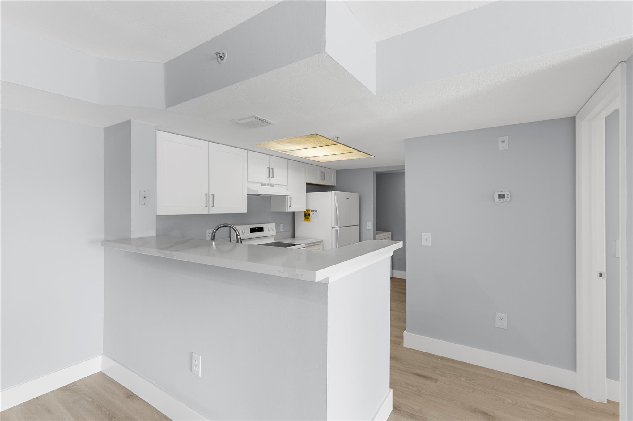 EVERGREEN LAKES - Residential