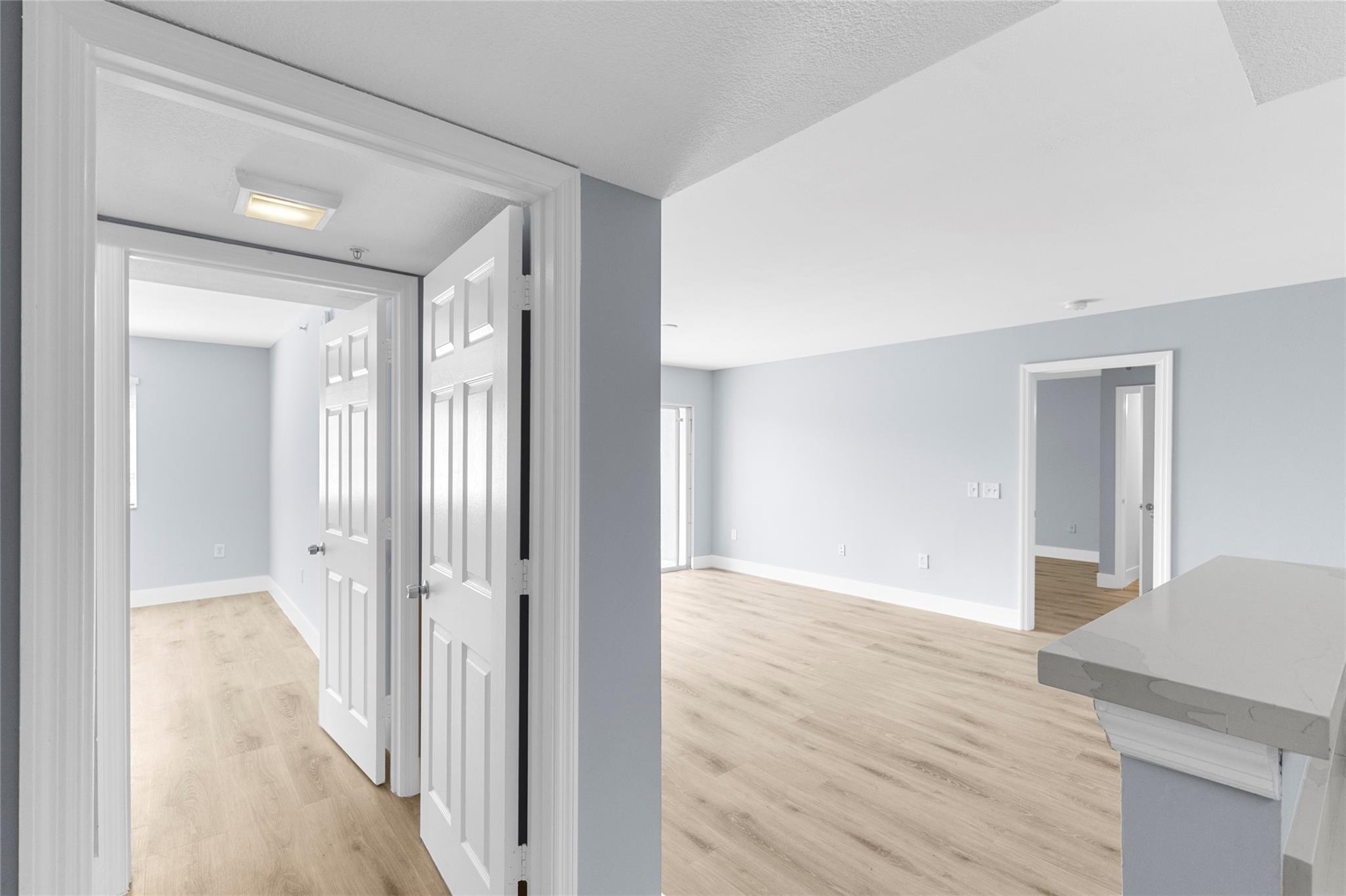 EVERGREEN LAKES - Residential