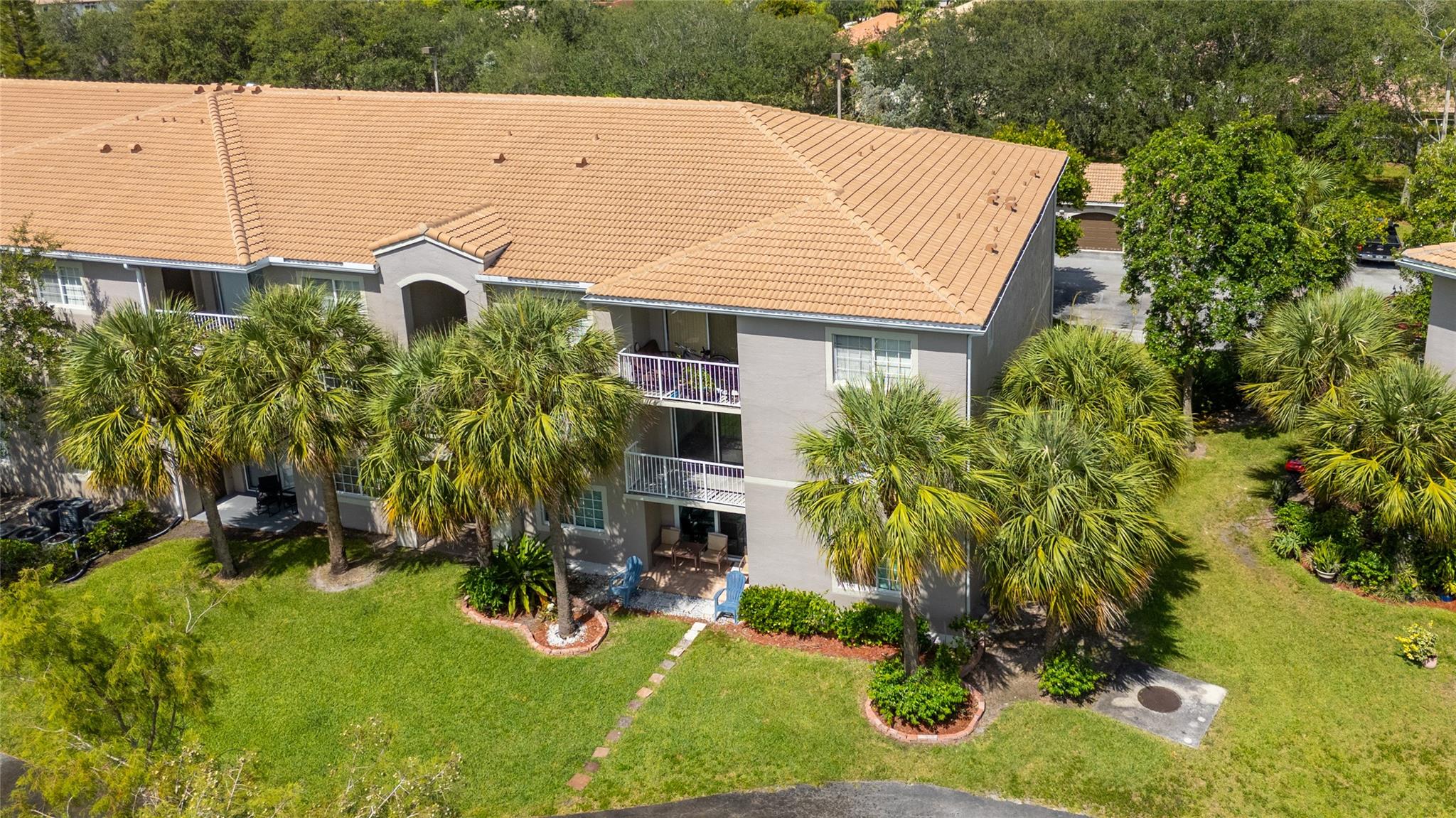 EVERGREEN LAKES - Residential