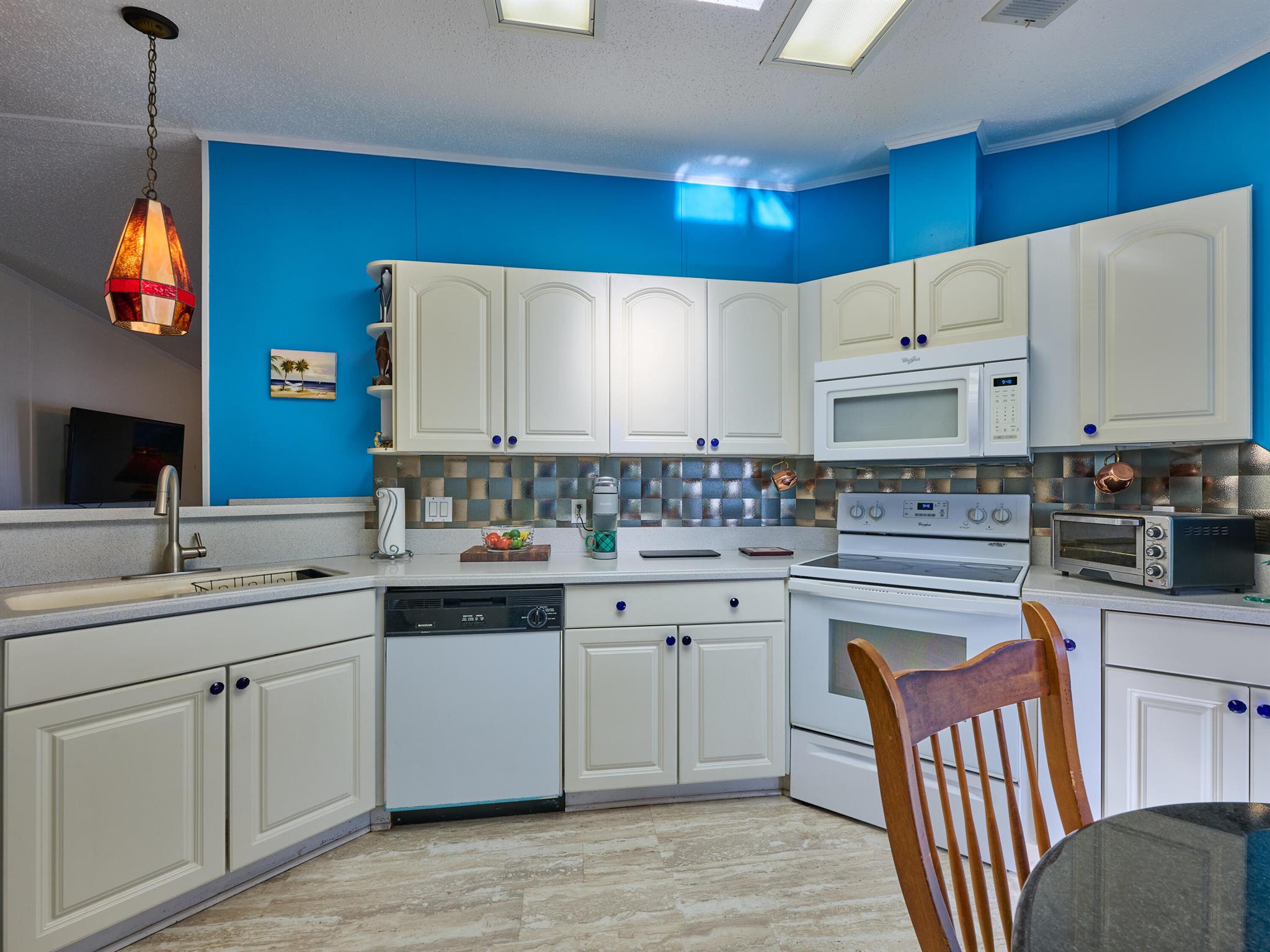 WOODBRIDGE MOBILE VILLAGE - Residential