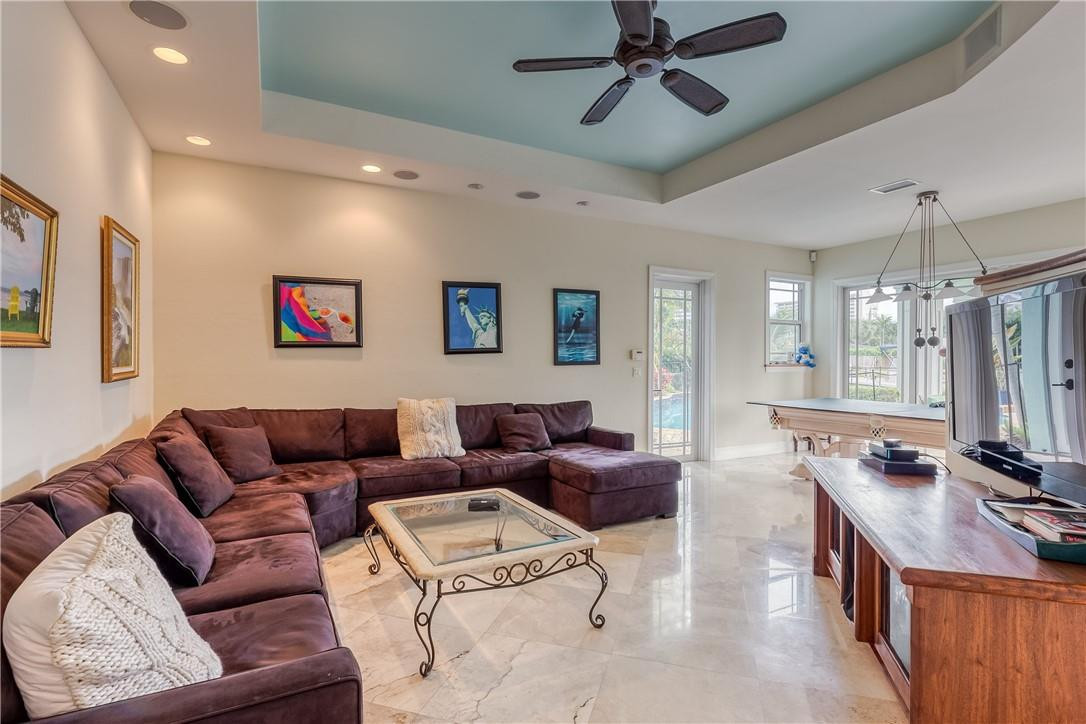 HARBOR BEACH EXTENSION - Residential