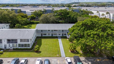 Tiny photo for 79 Prescott D, Deerfield Beach, FL 33442 (MLS # B26083077)