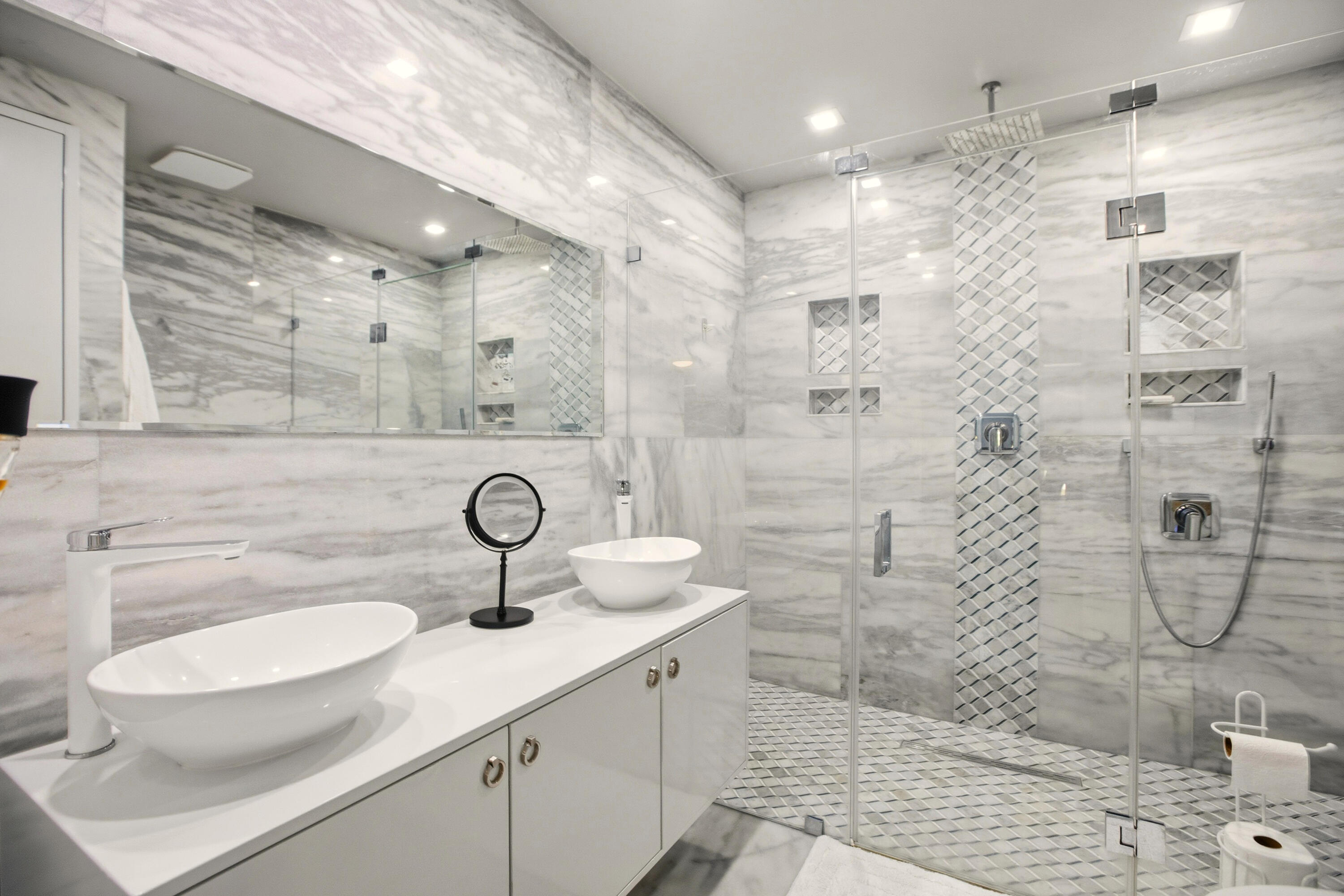 SUGAR POND MANOR OF WELLINGTON - Residential