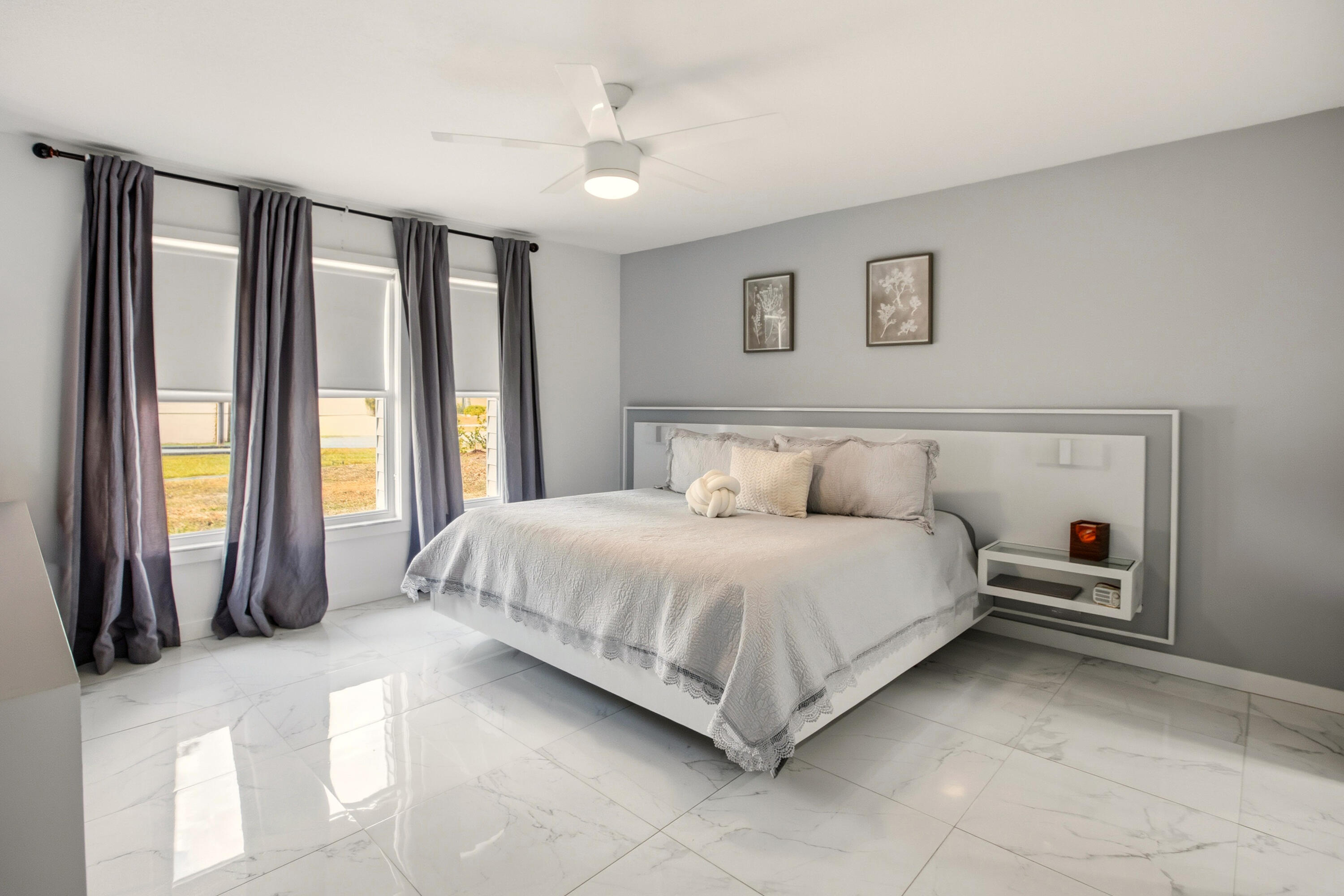 SUGAR POND MANOR OF WELLINGTON - Residential