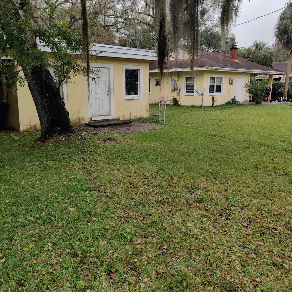 Photo of 2405 S 38th Street, Fort Pierce, FL 34981 (MLS # R10950739)