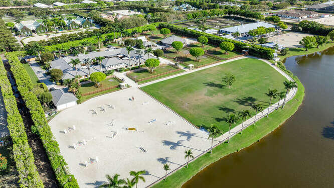 GRAND PRIX FARMS - Residential