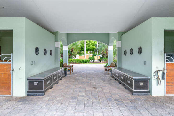 GRAND PRIX FARMS - Residential