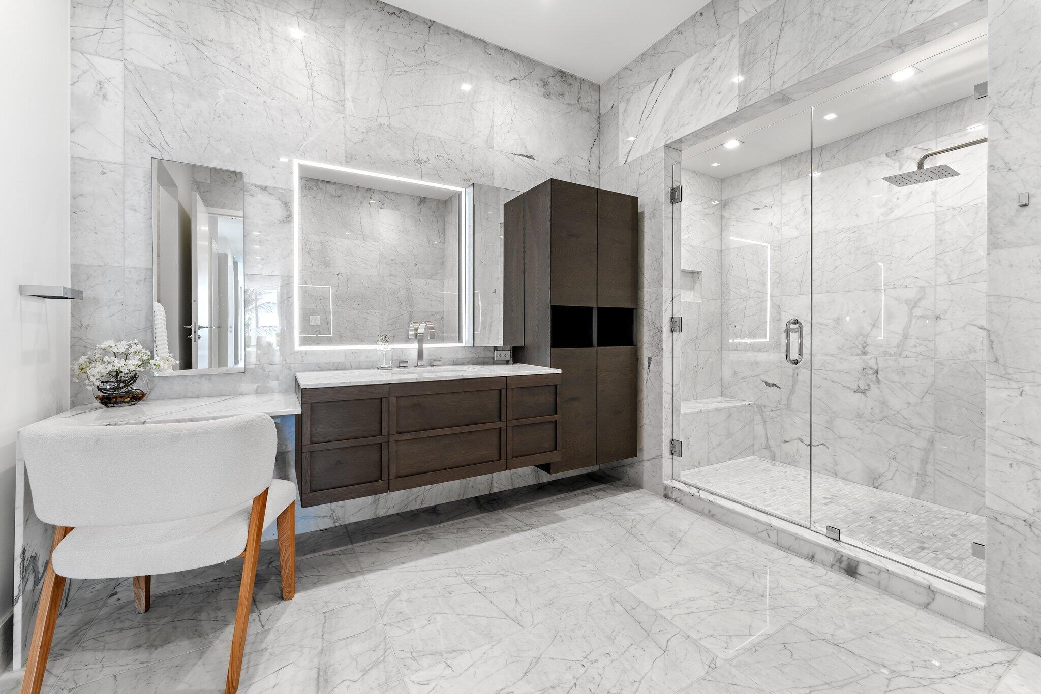 SEAGLASS - Residential