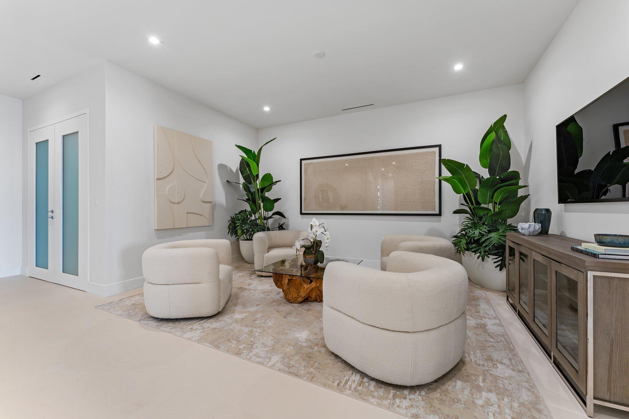 SEAGLASS - Residential