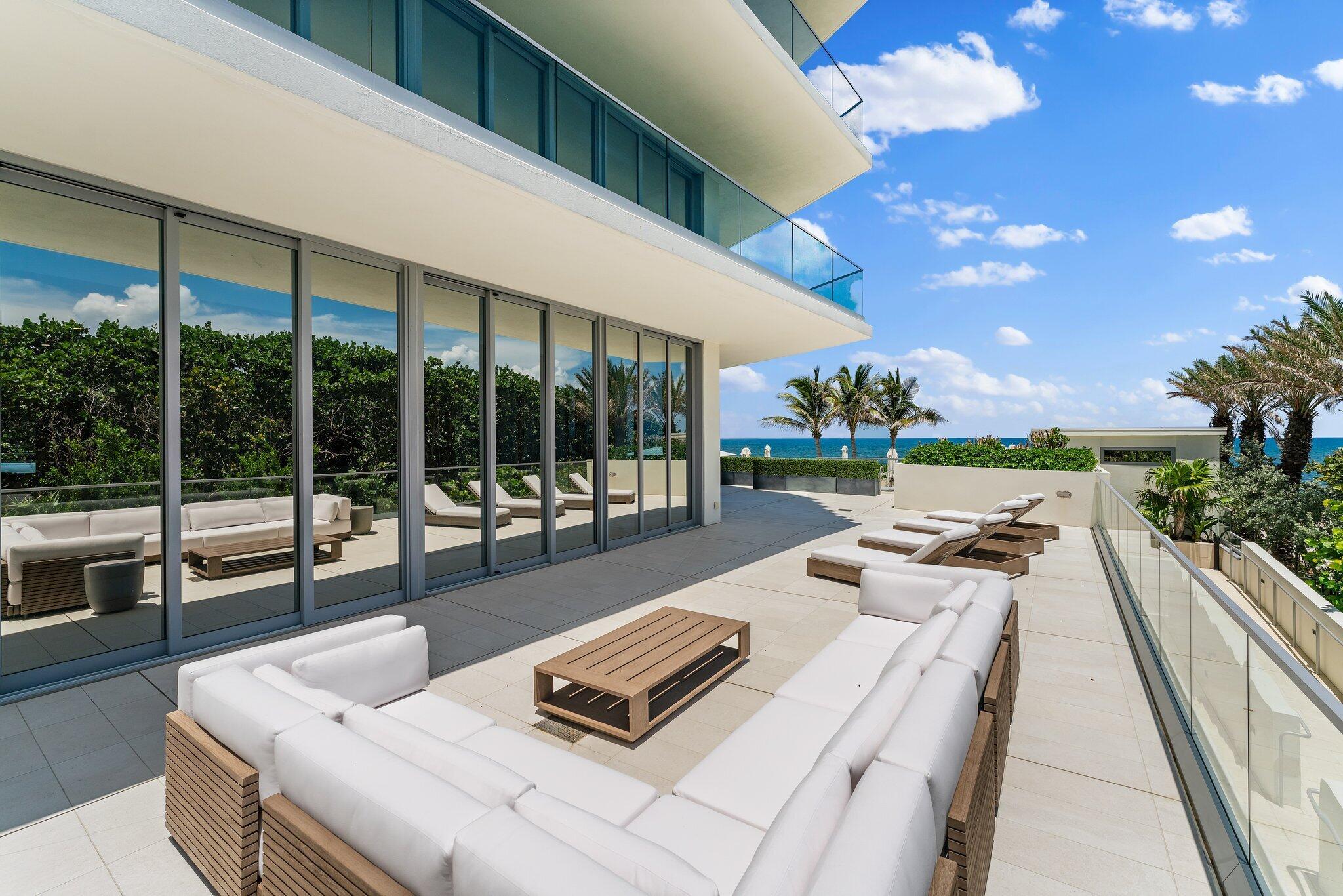 SEAGLASS - Residential