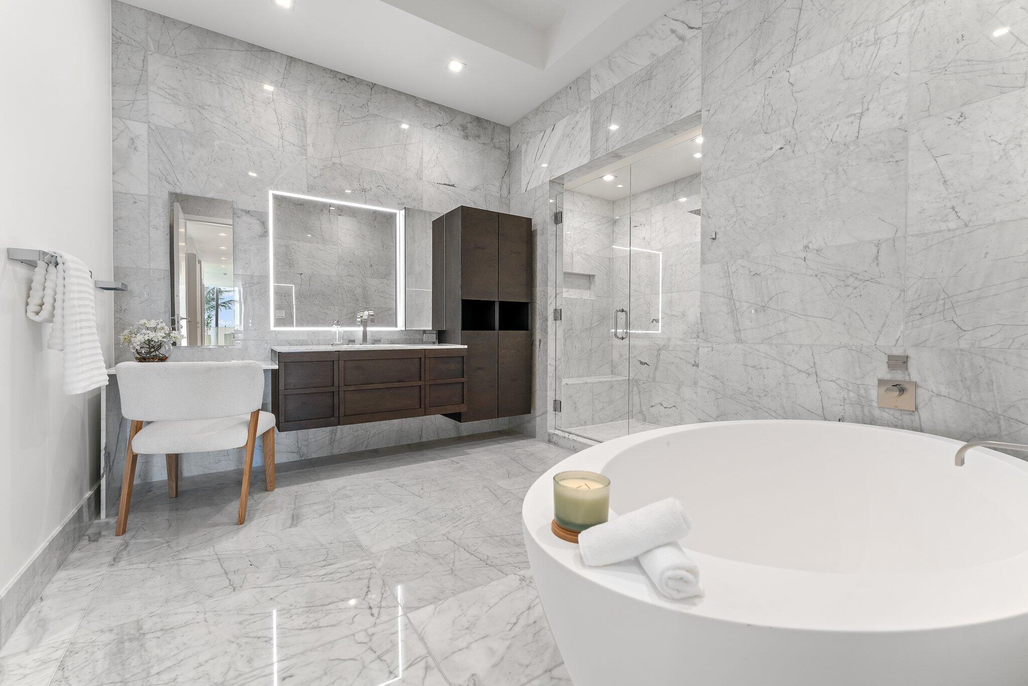 SEAGLASS - Residential