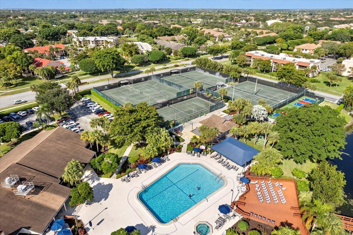 LAKESIDE CONDO 2 OF BANYA - Residential