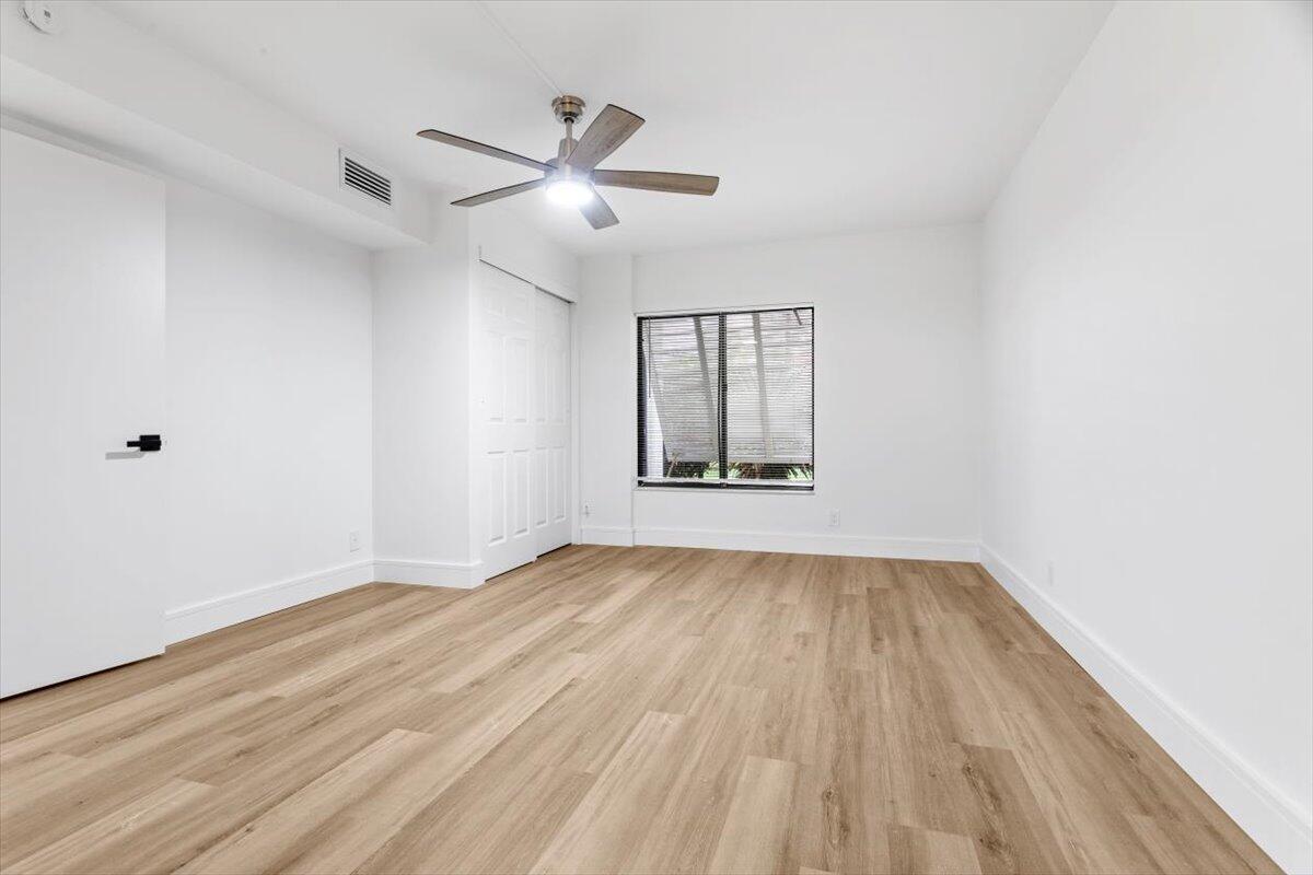 LAKESIDE CONDO 2 OF BANYA - Residential