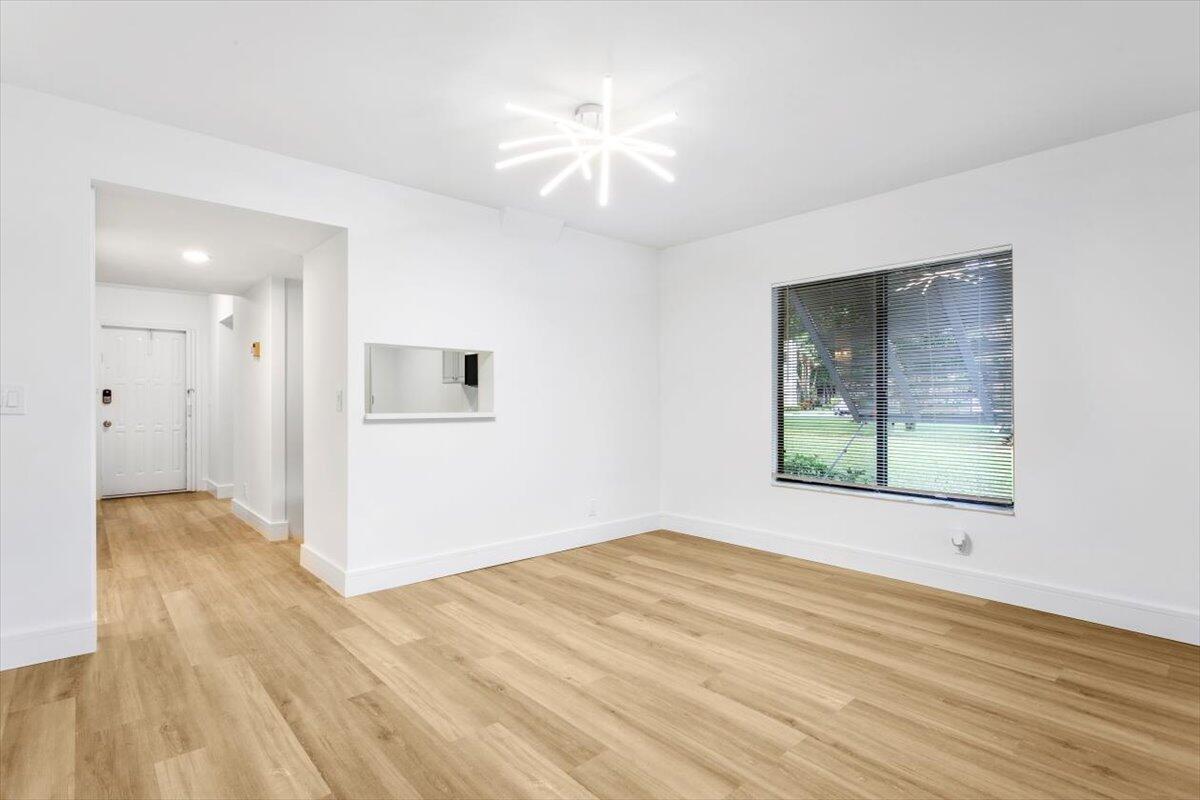 LAKESIDE CONDO 2 OF BANYA - Residential