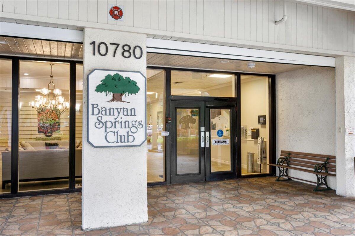 LAKESIDE CONDO 2 OF BANYA - Residential