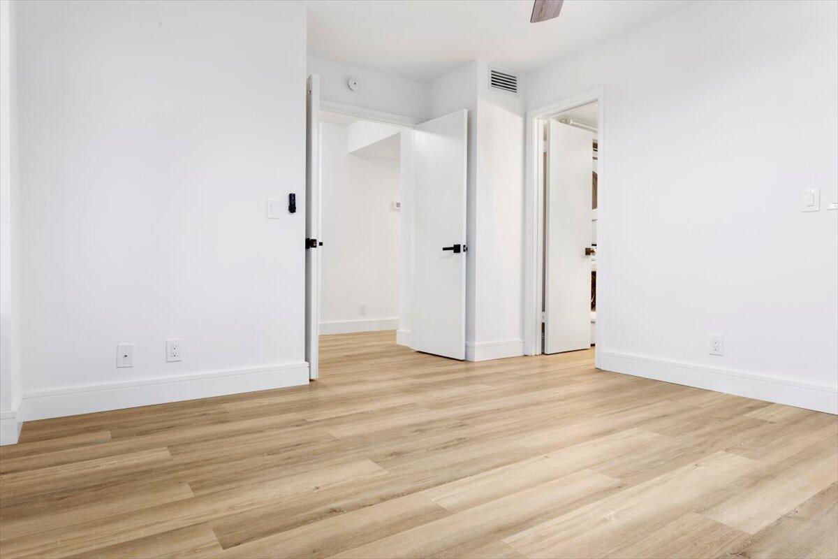 LAKESIDE CONDO 2 OF BANYA - Residential