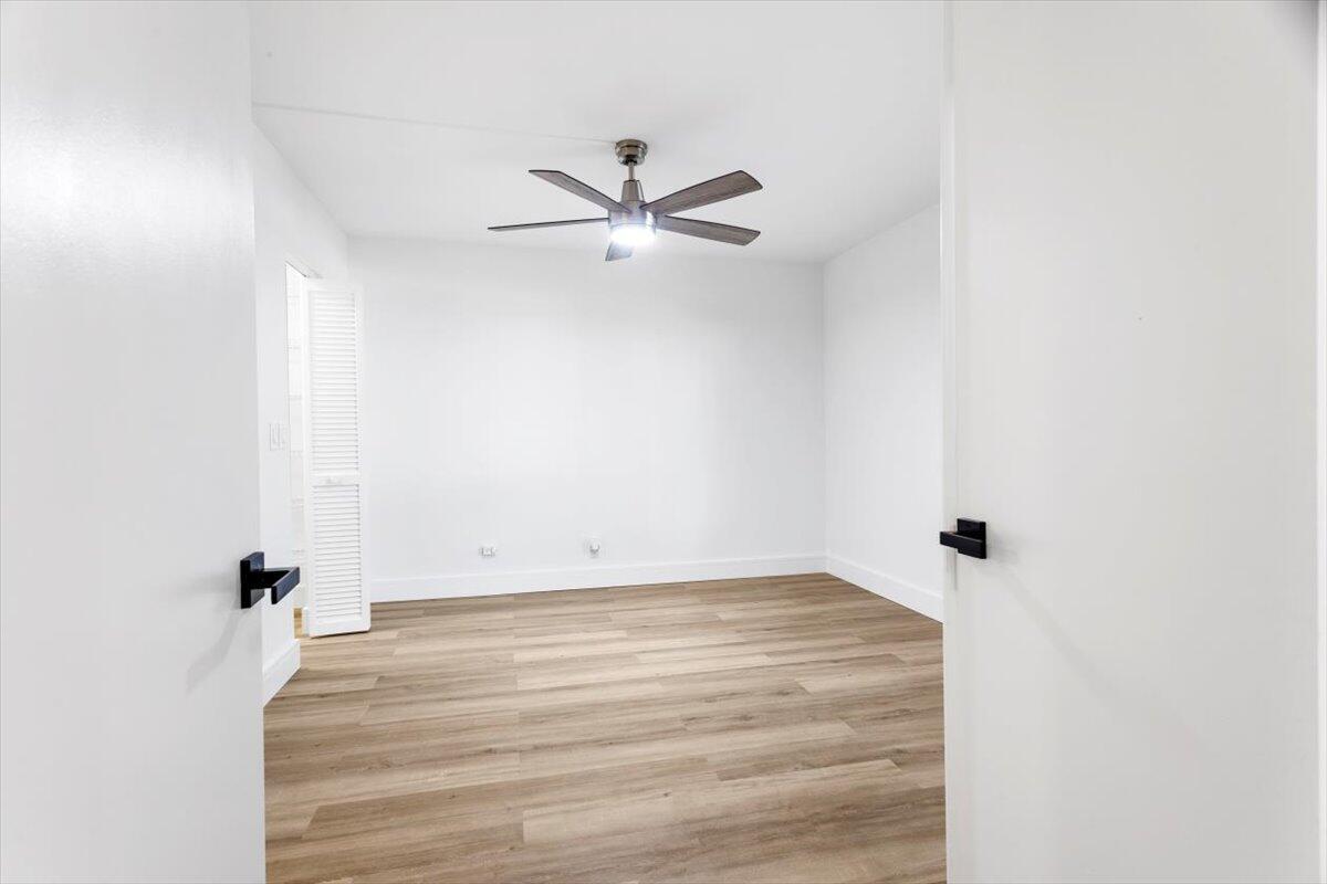 LAKESIDE CONDO 2 OF BANYA - Residential