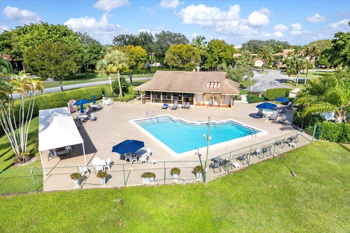 LAKESIDE CONDO 2 OF BANYA - Residential