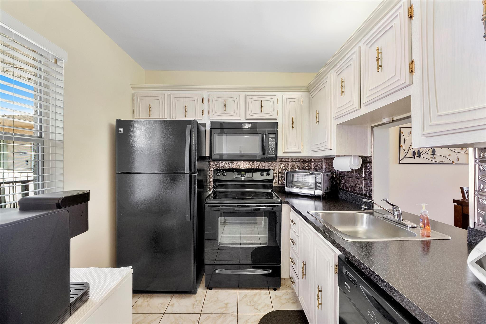 SOMERSET - Residential