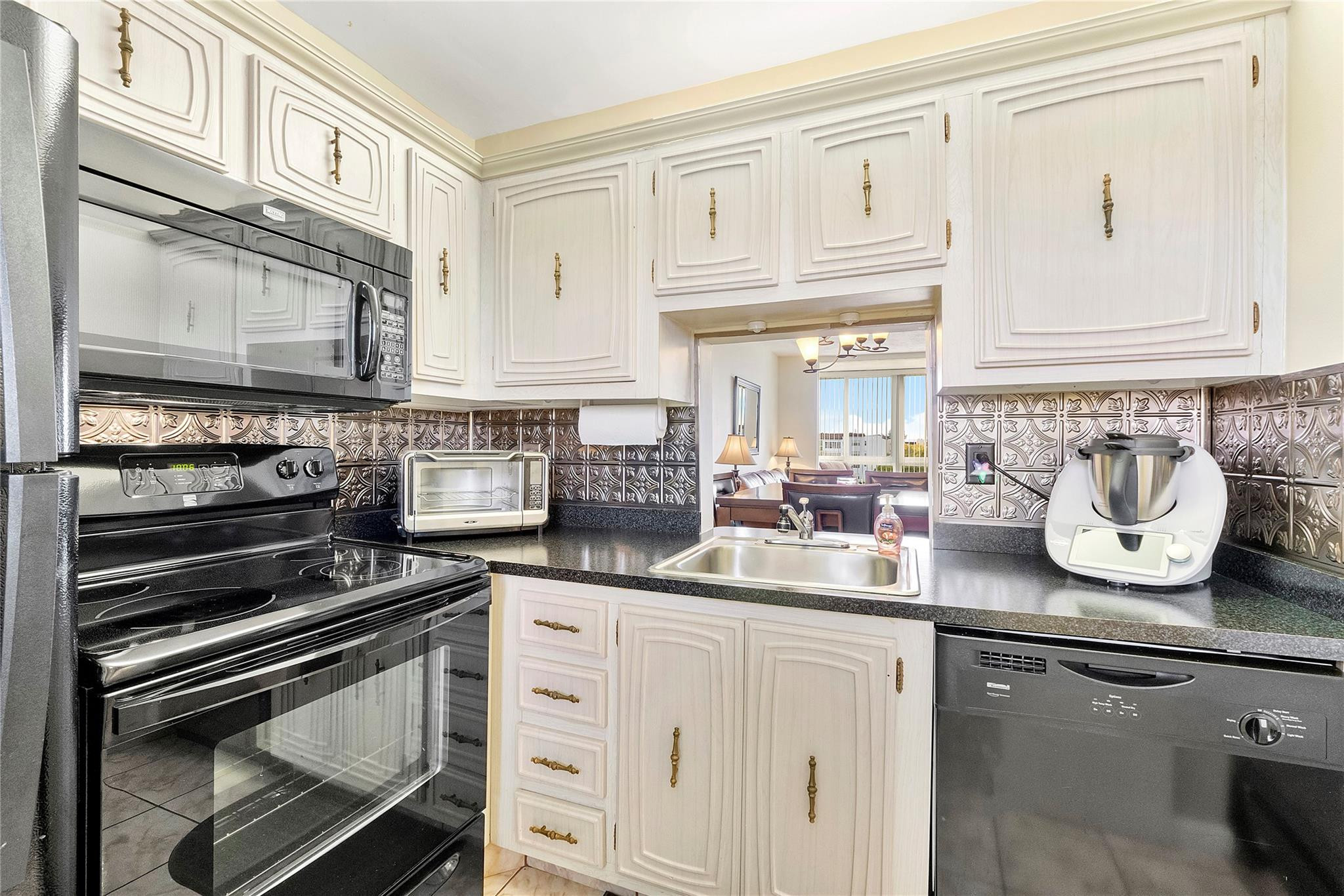 SOMERSET - Residential