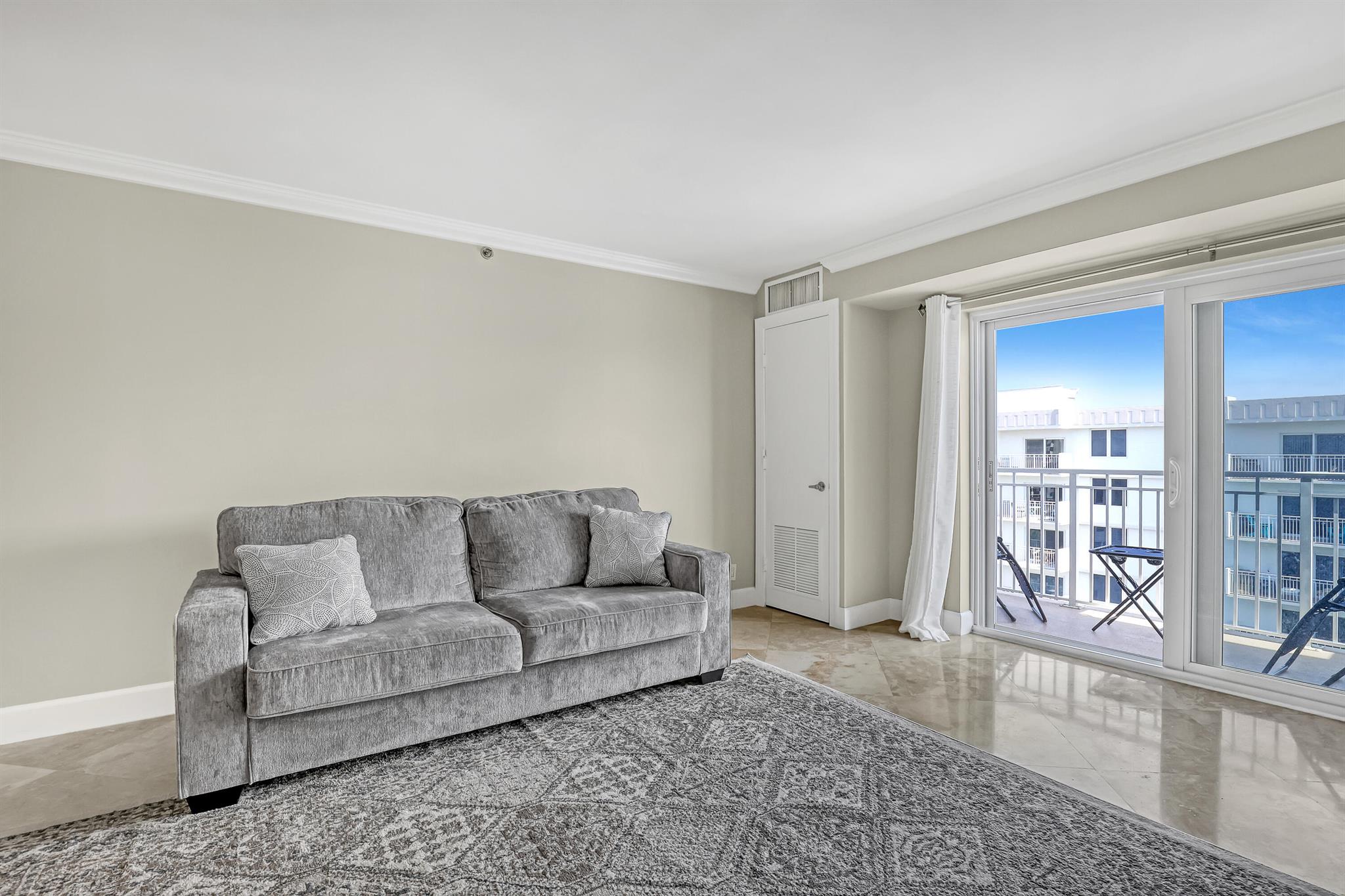 AMBASSADORS - Residential Lease