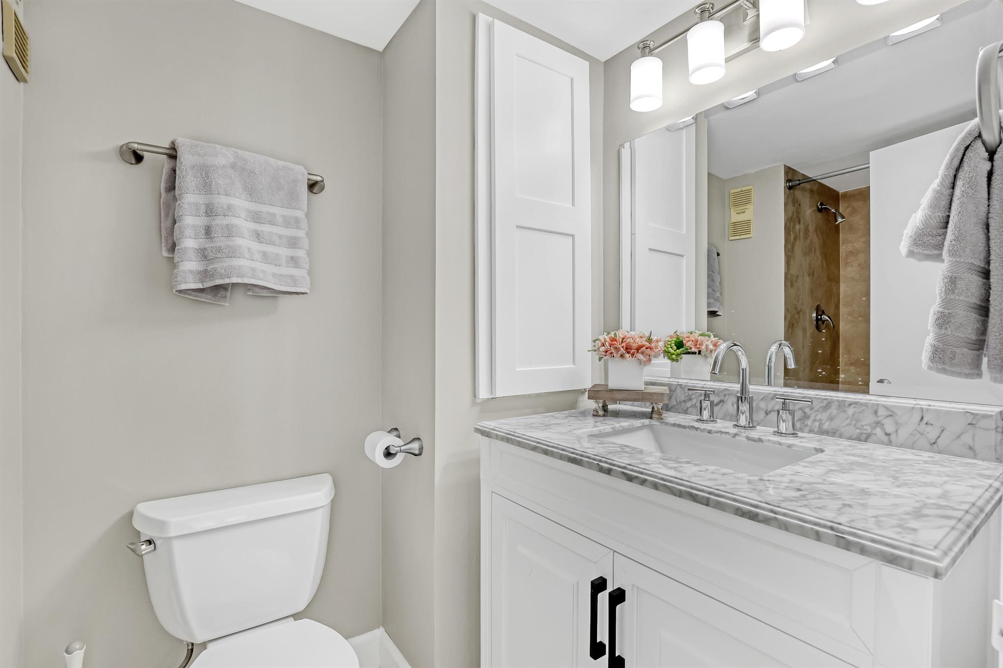 AMBASSADORS - Residential Lease