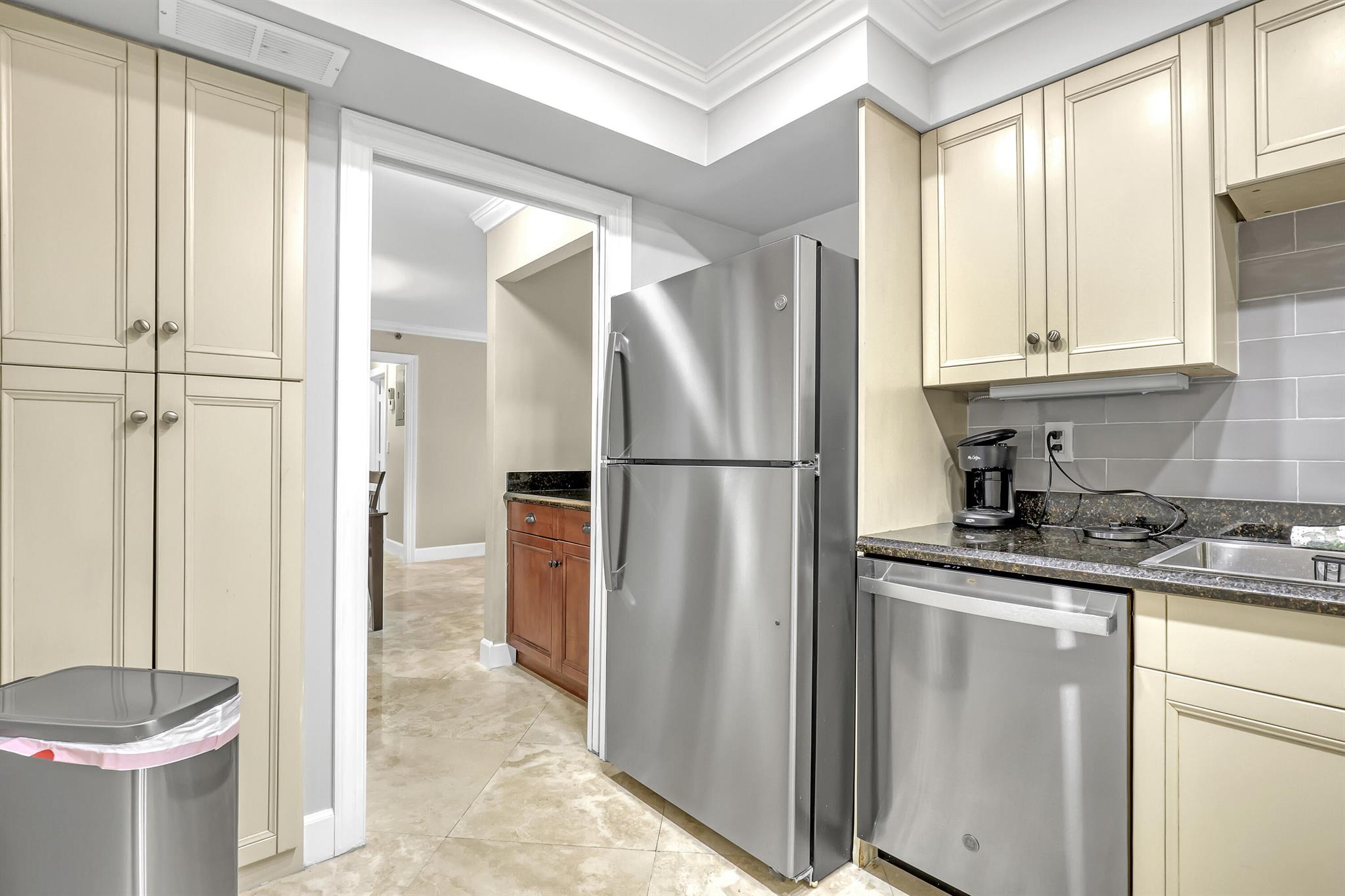 AMBASSADORS - Residential Lease