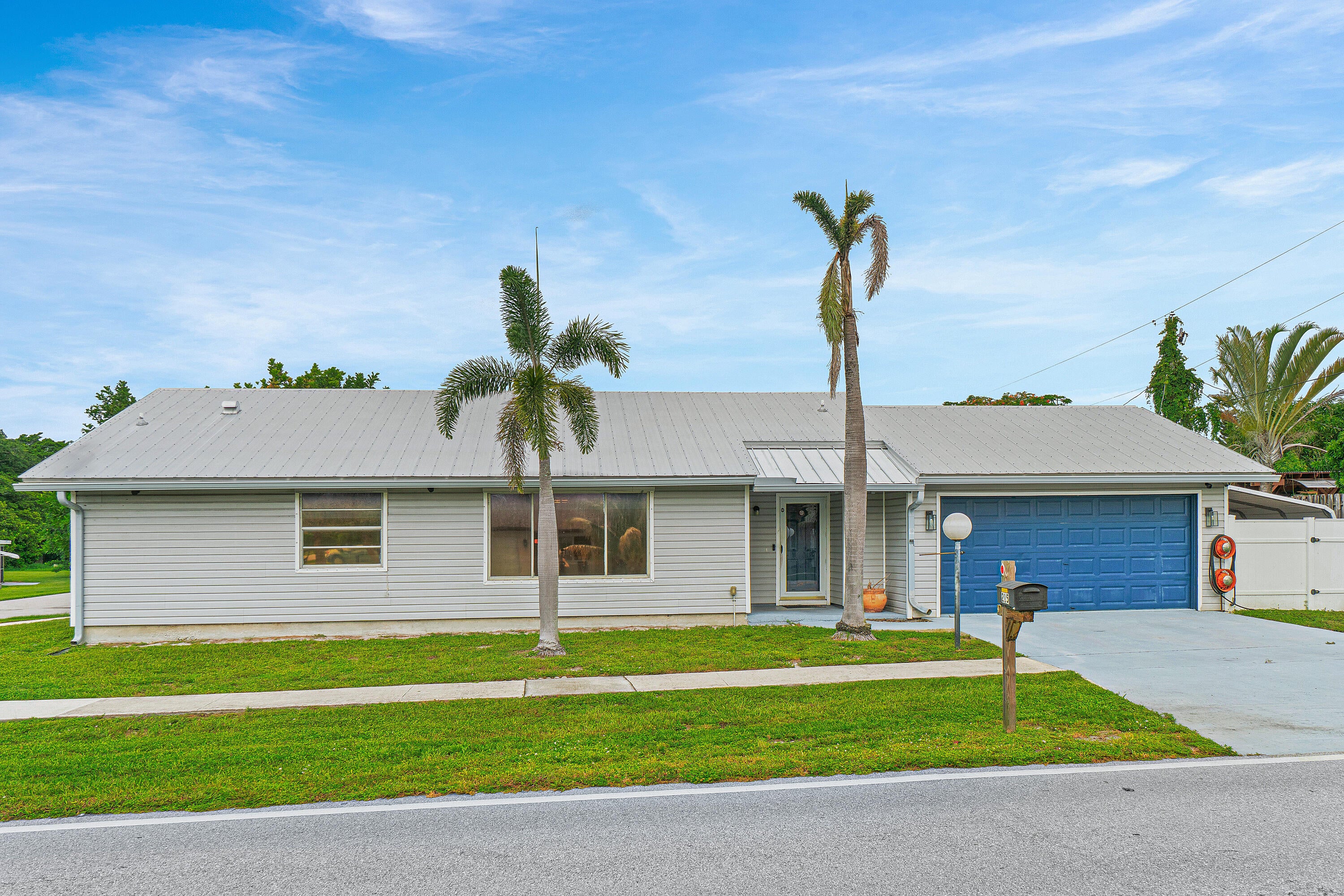 215 SW 8TH Street