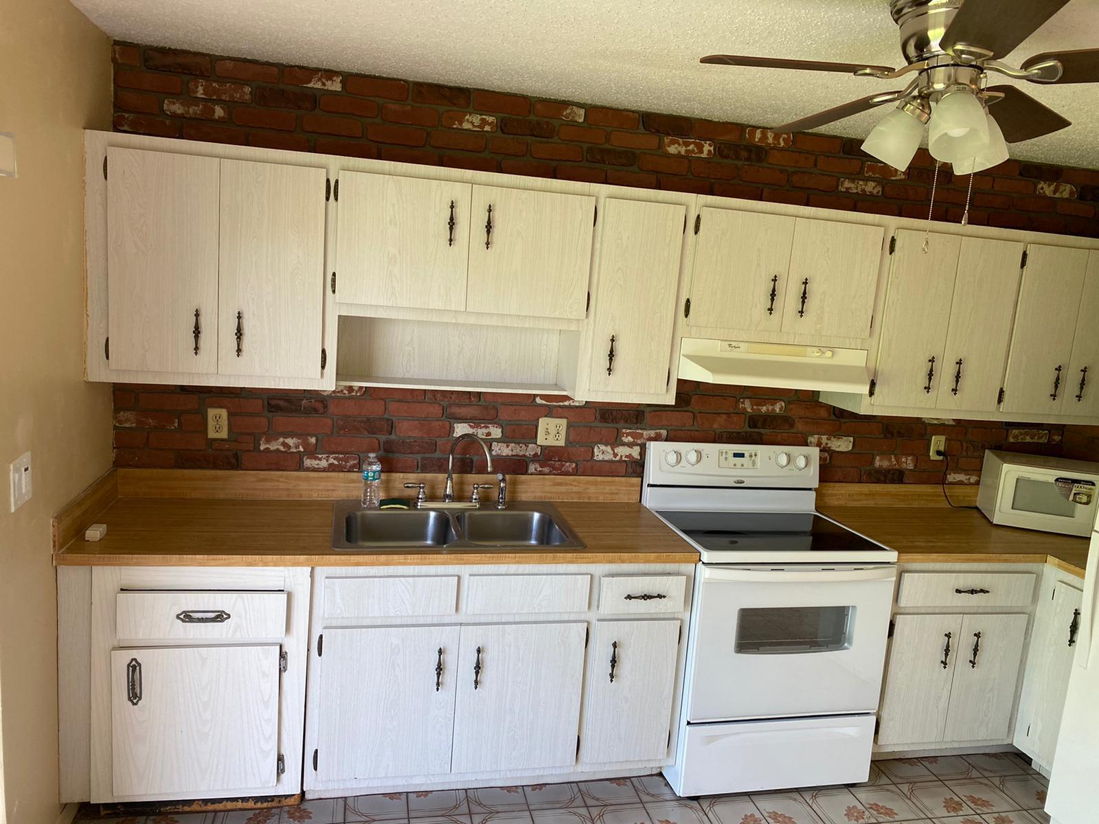 PALM BEACH COLONY SEC 2 - Residential Lease