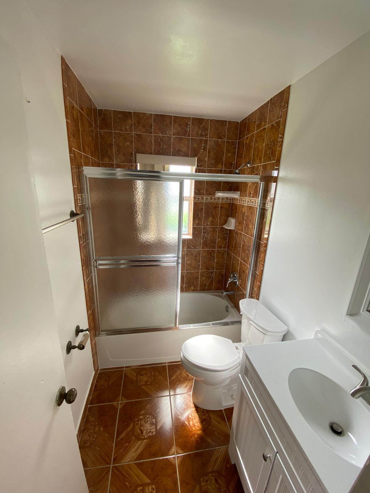 PALM BEACH COLONY SEC 2 - Residential Lease