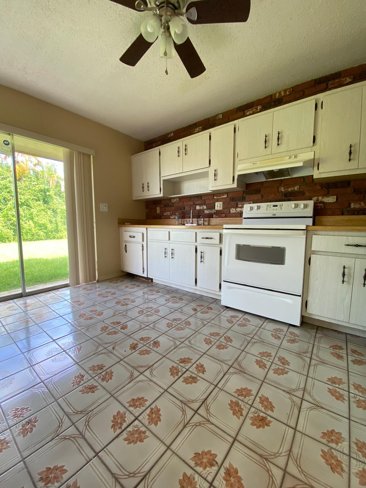 PALM BEACH COLONY SEC 2 - Residential Lease